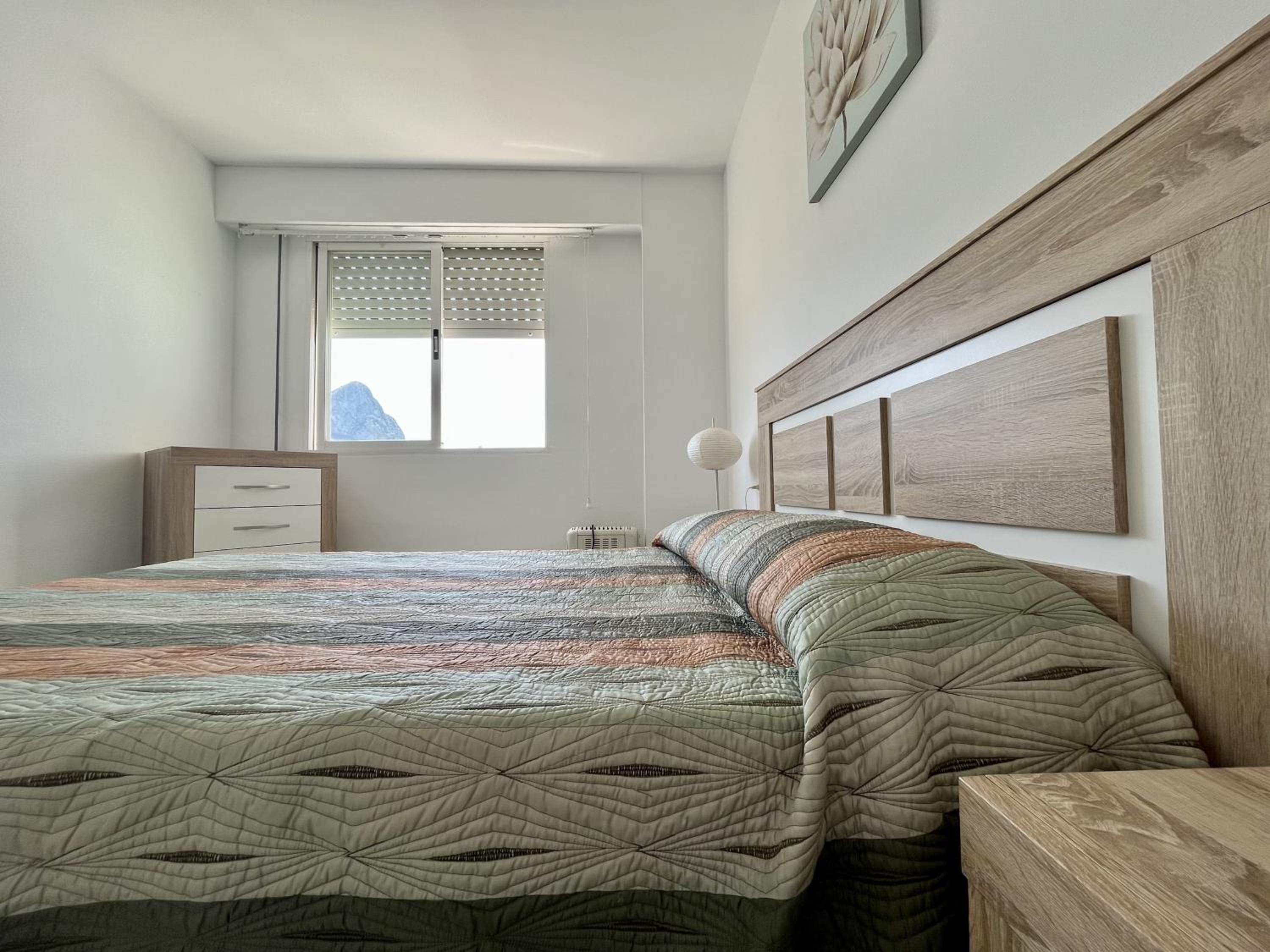 Primera línea con piscina en Calpe