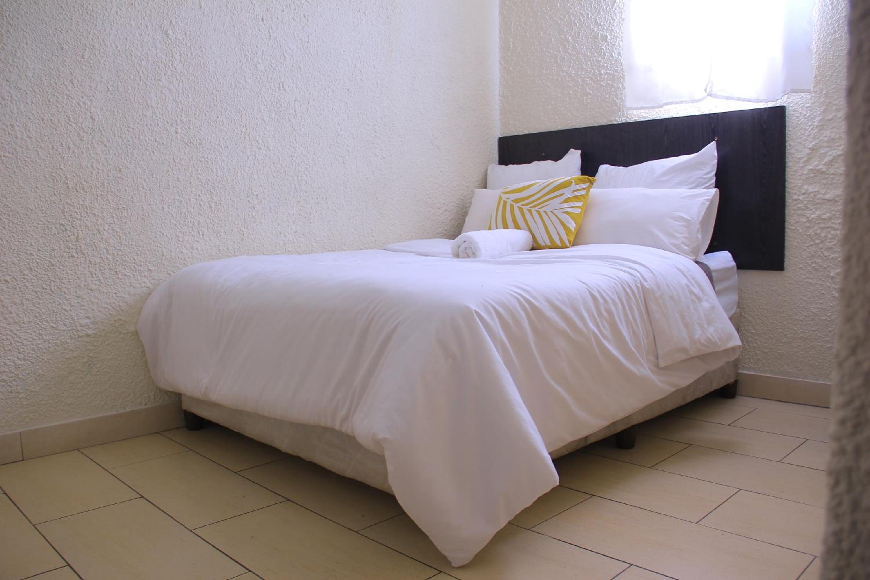 Johannesburg Vacations - MILLY GUEST HOUSE - Property Image 6