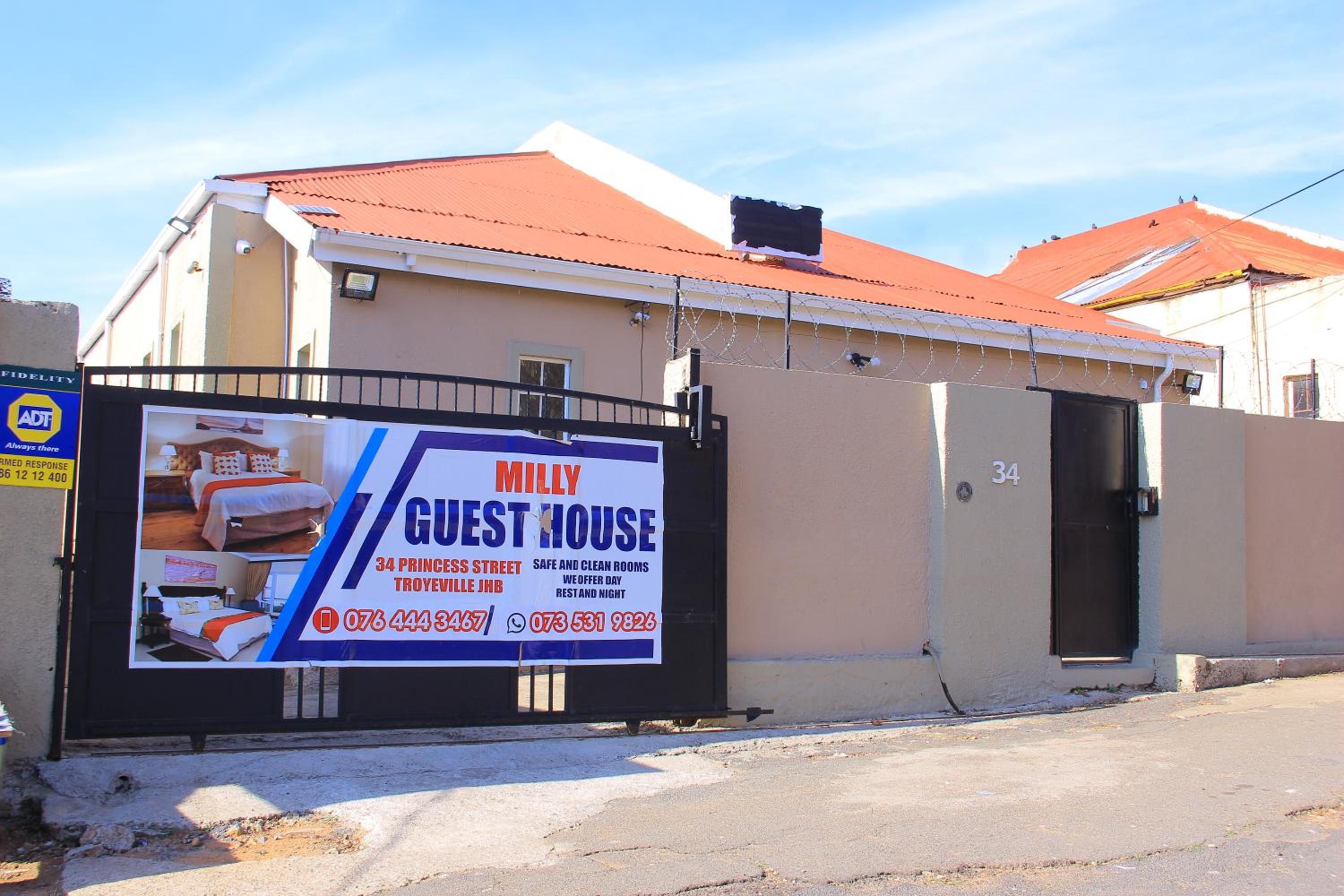 Johannesburg Vacations - MILLY GUEST HOUSE - Property Image 4