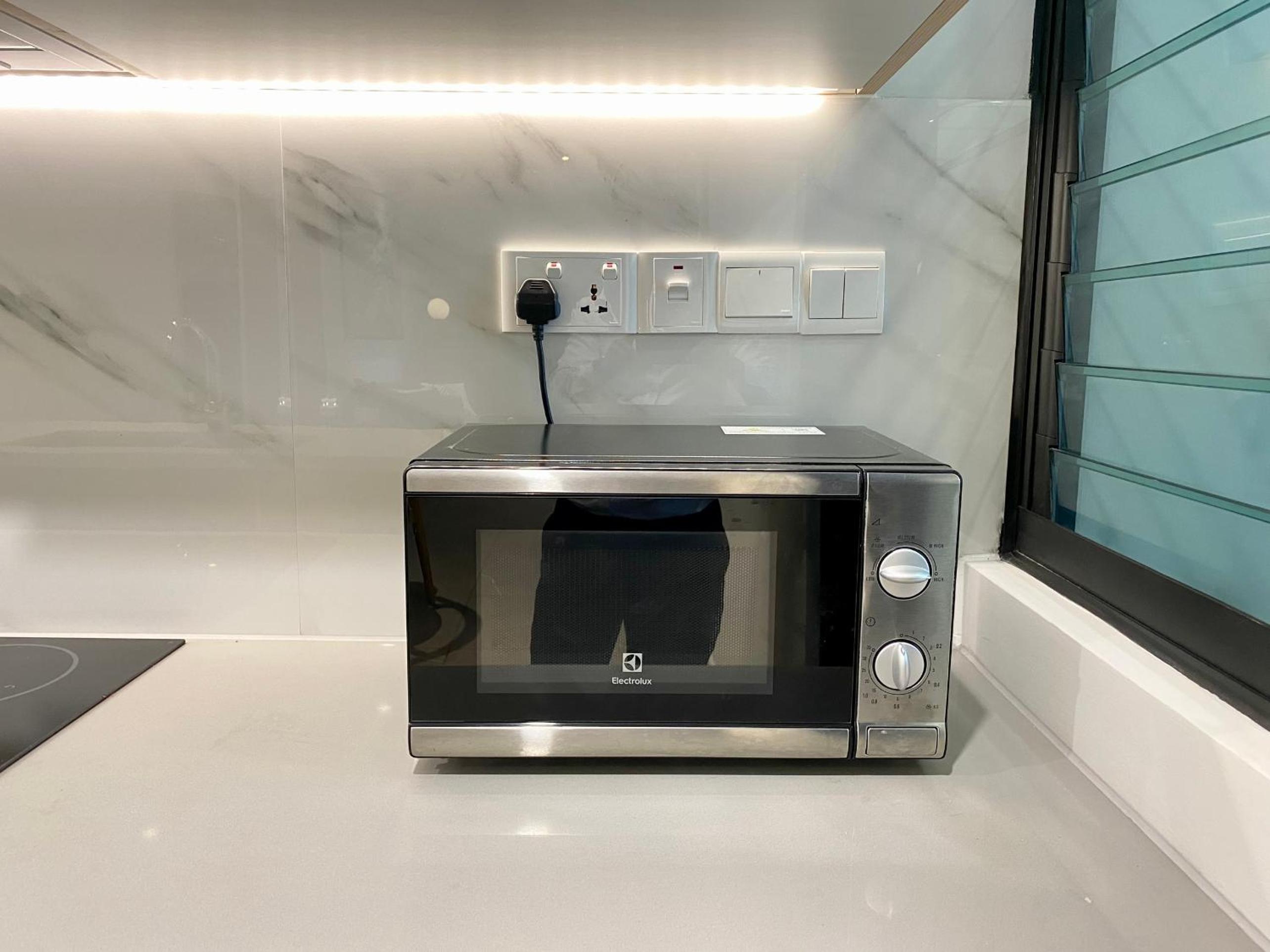 YuStay Superior Luxury Condotel Central District 1