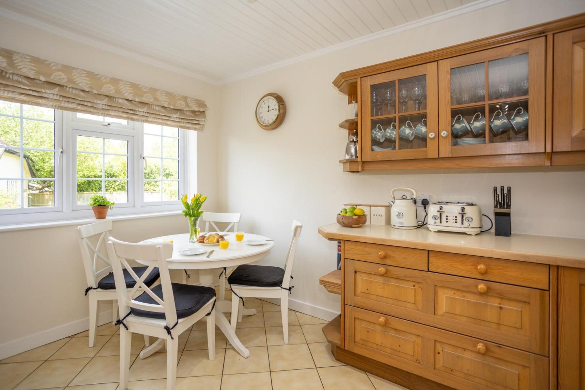 Spacious family cottage with private garden and forest walks