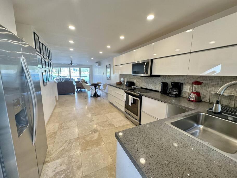 Moden Villa With Amazing Views