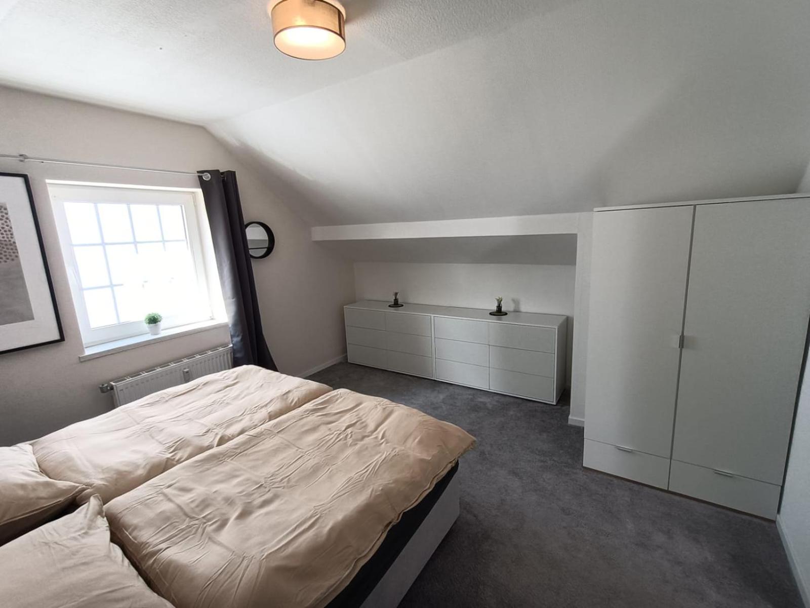 Lofty Maisonette Wohnung, A Lage, Messenähe