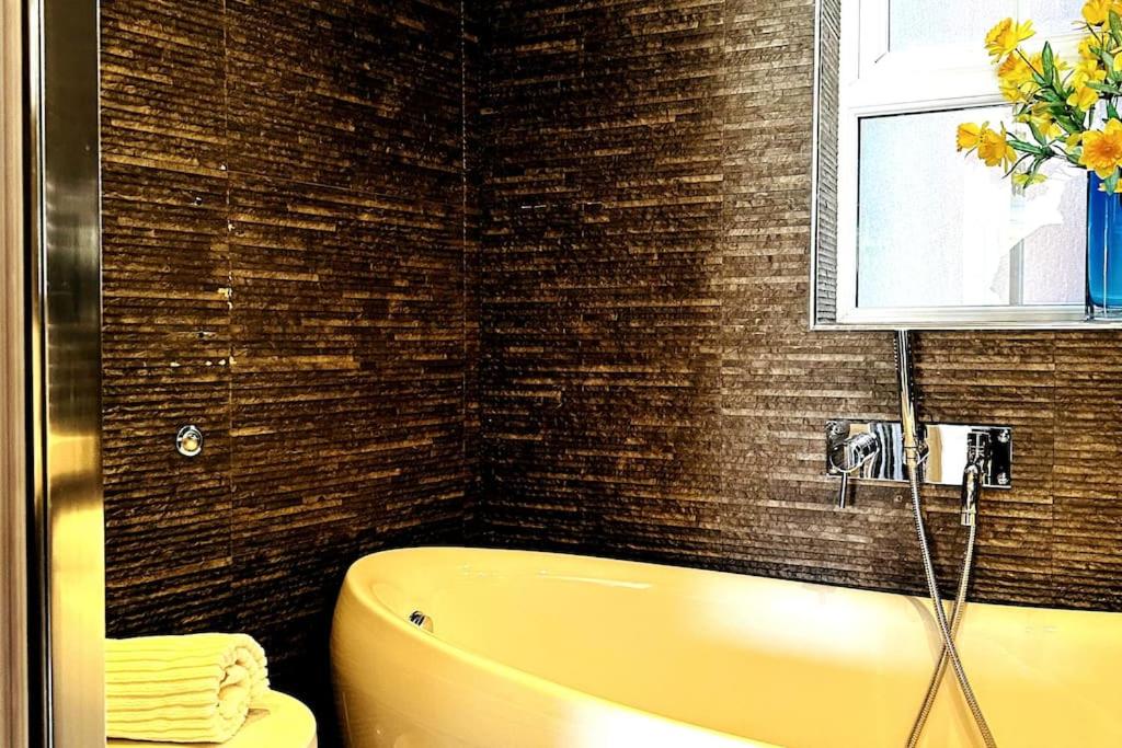 Smithfield St Paul Farringdon Central London Apartment