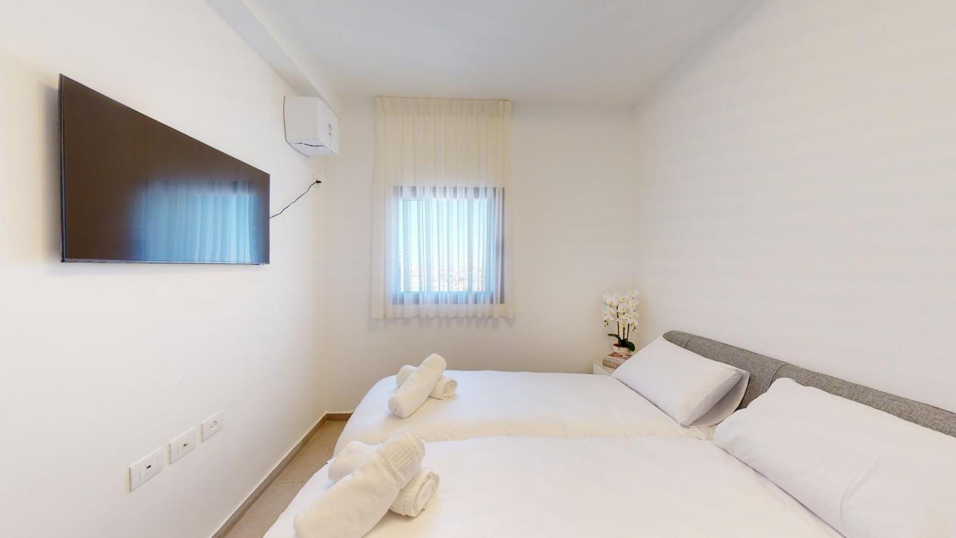 Savyon V.I.E.W- Gorgeous Jerusalem views! Rental Israel view 5