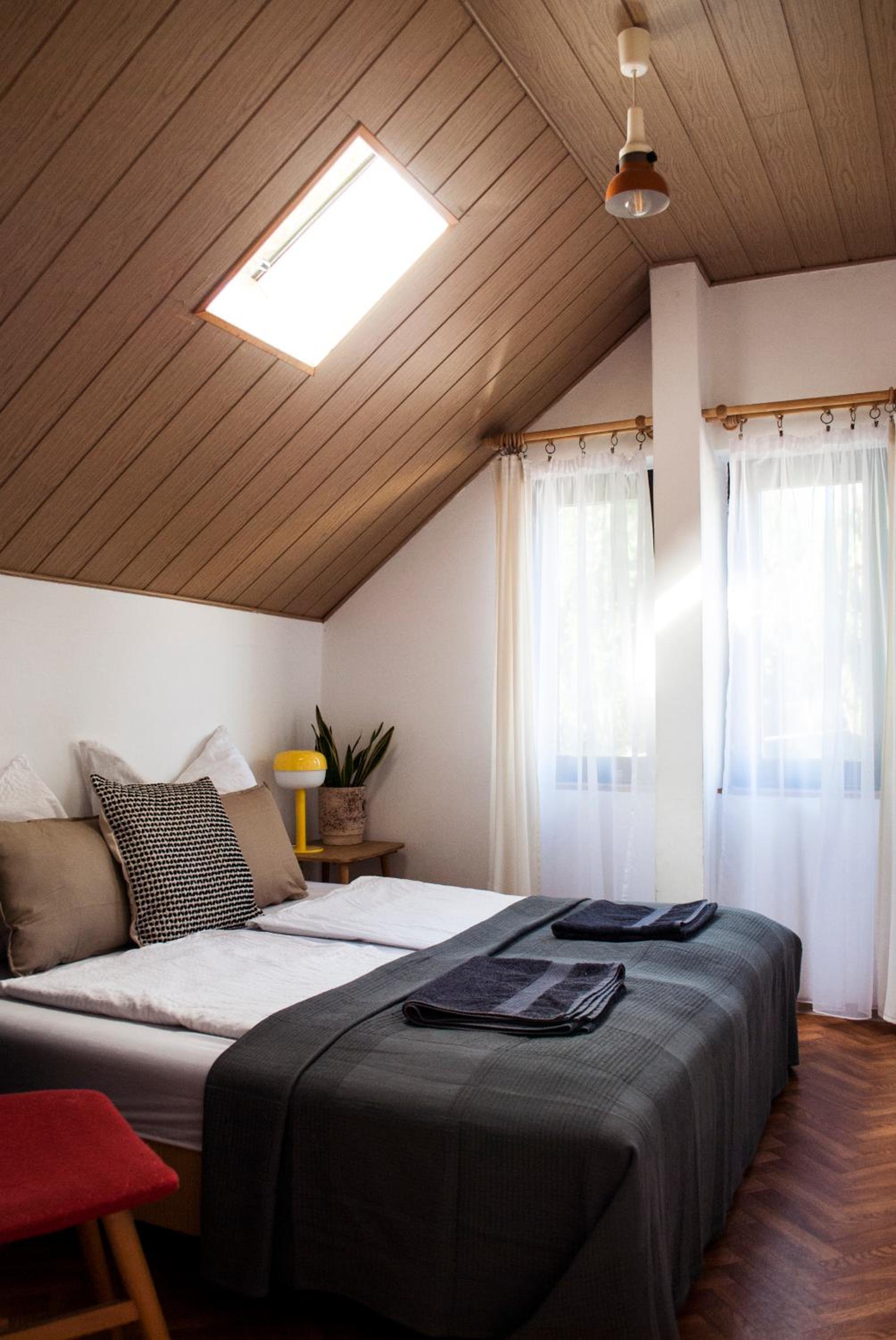 Endretro Apartments
