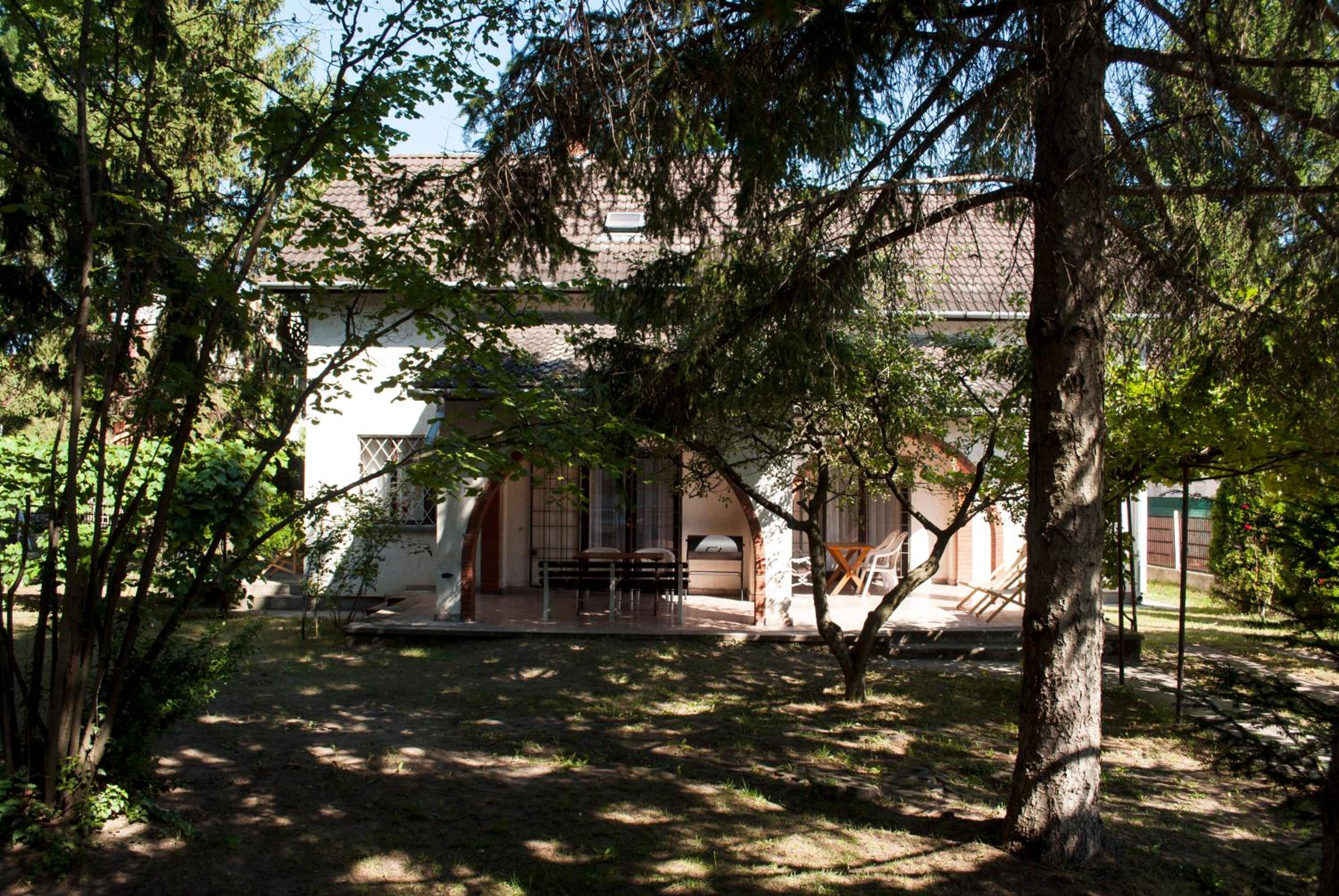 Endretro Apartments