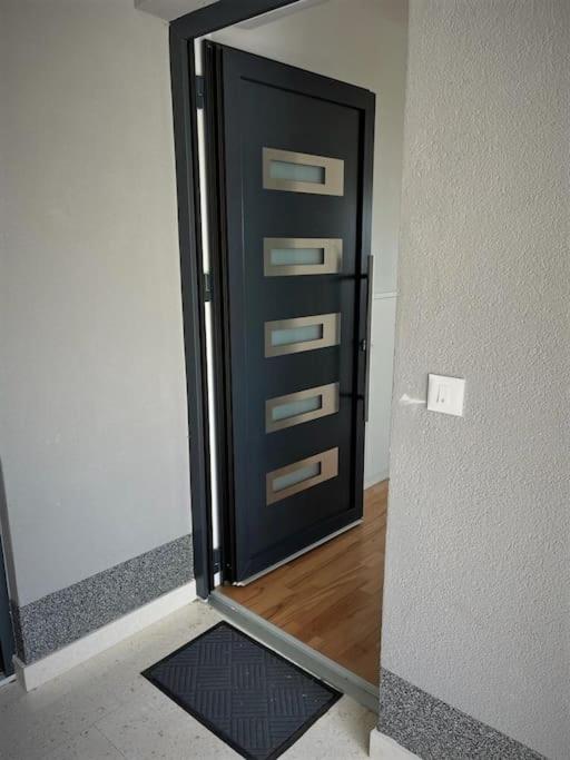 Lovely sea view studio in center