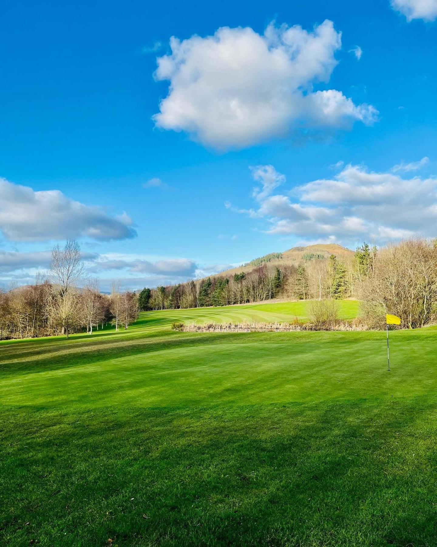 Oak Cottage - Perfect for Golfing, Walking & Relaxing view 4