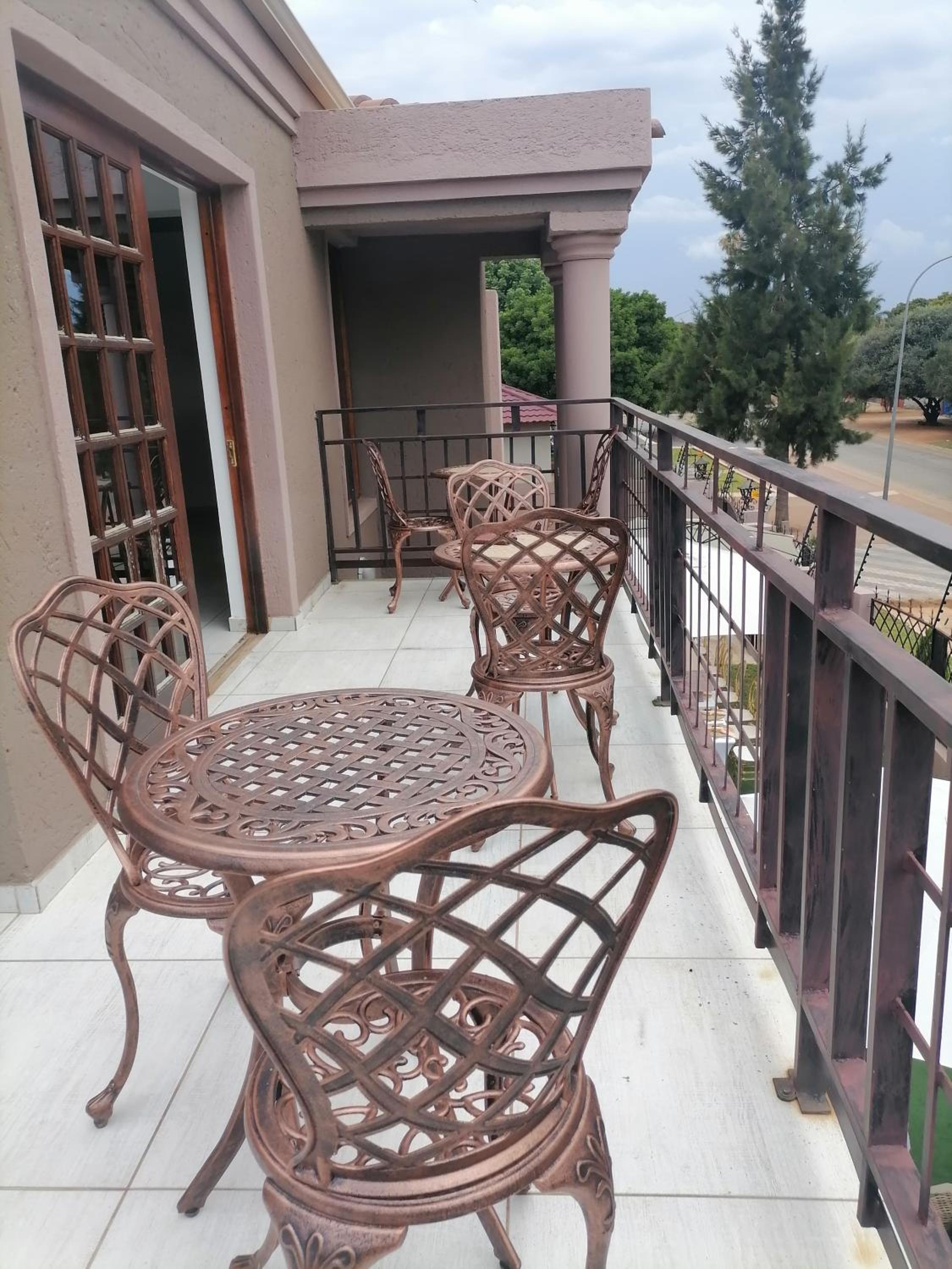 Lady D Exclusive Abode view 4