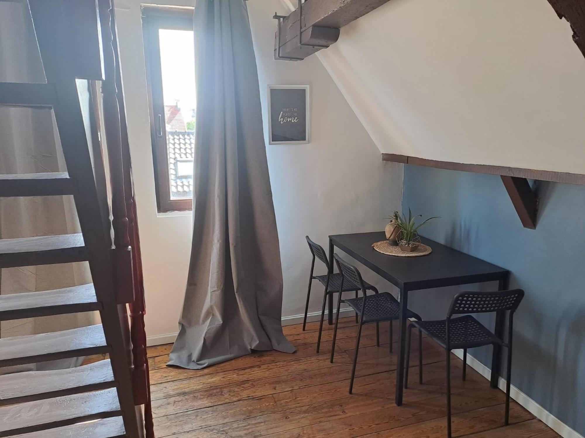 The 16th Century Duplex in The City Center