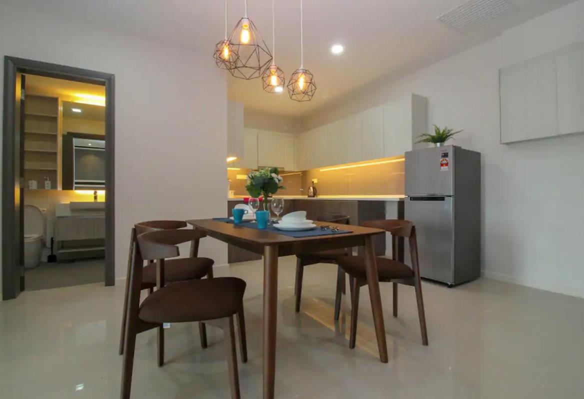 Suasana Suite by RR JBcity