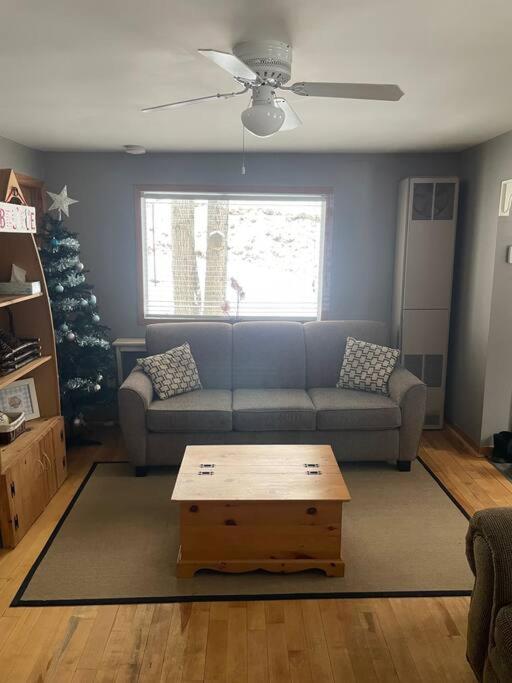 Muskoka Manor STR-2025-168
