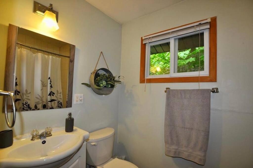 Muskoka Manor STR-2025-168