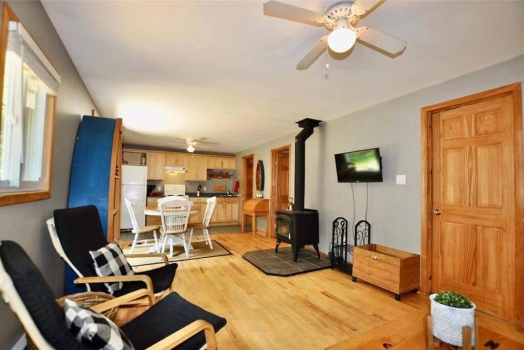 Muskoka Manor STR-2025-168