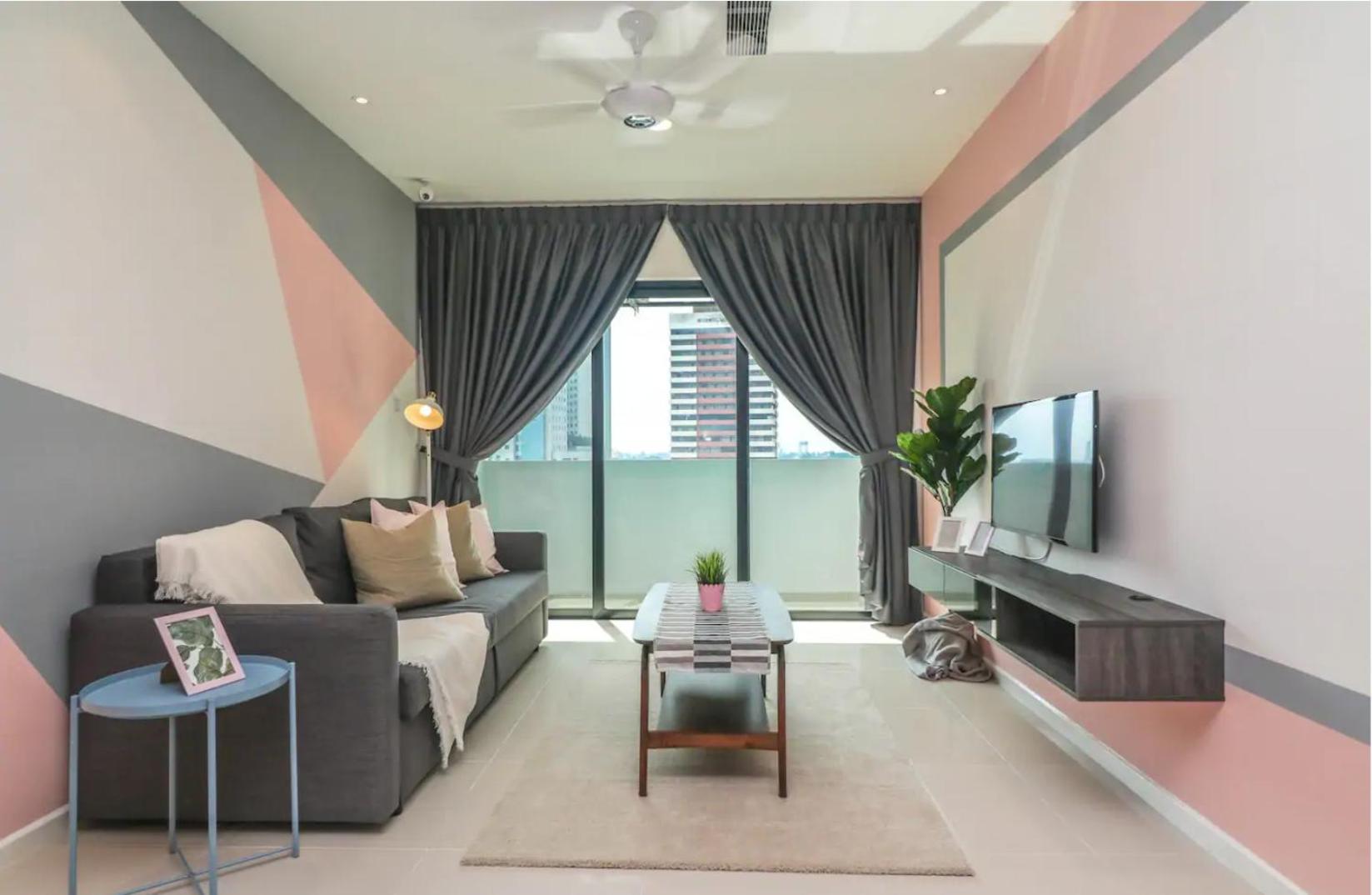 Suasana Suite by RR JBcity