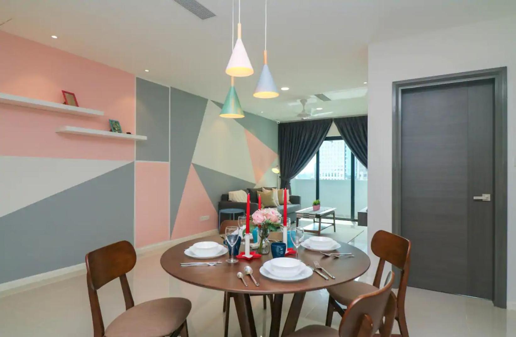 Suasana Suite by RR JBcity