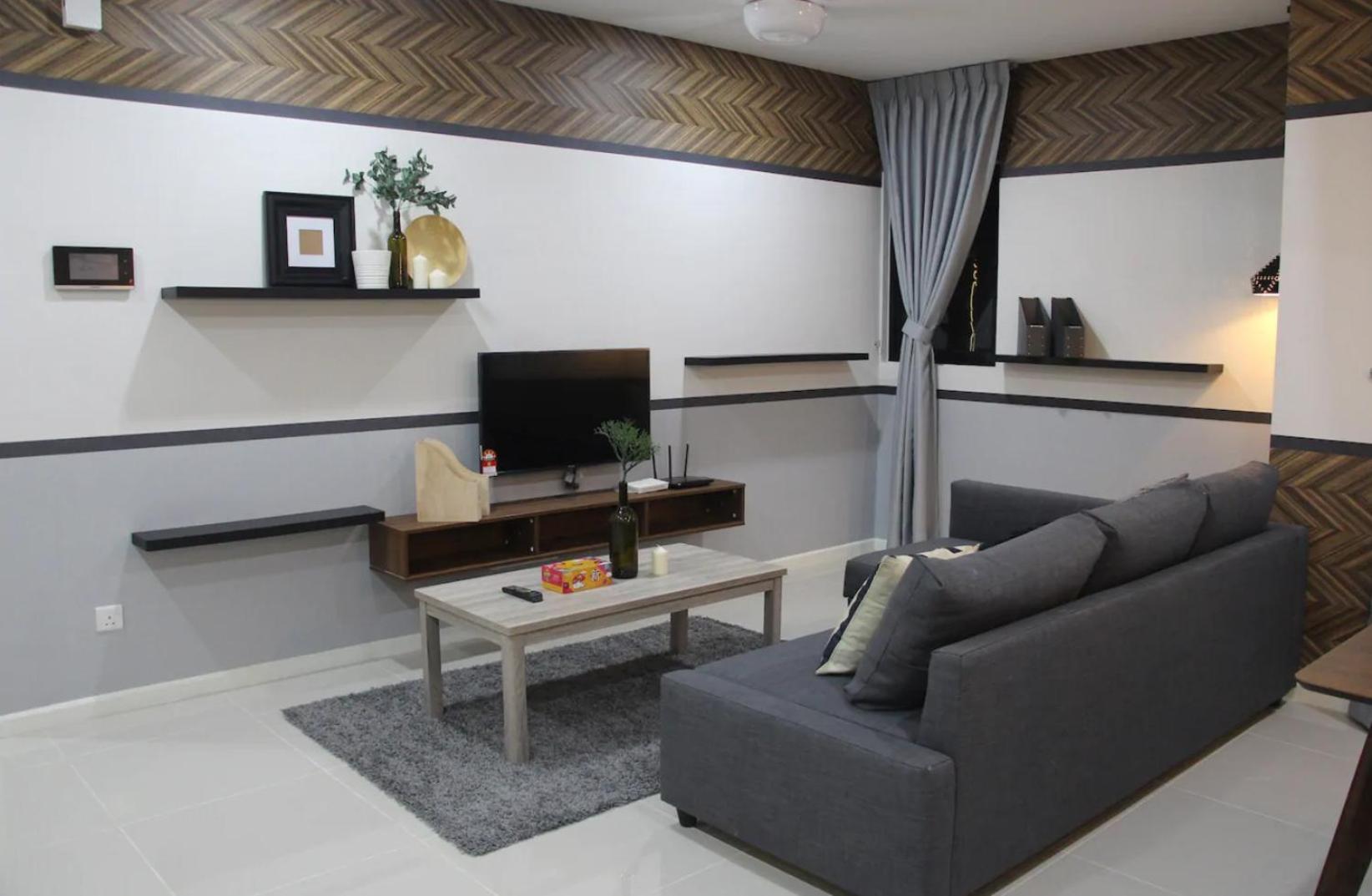 Suasana Suite by RR JBcity