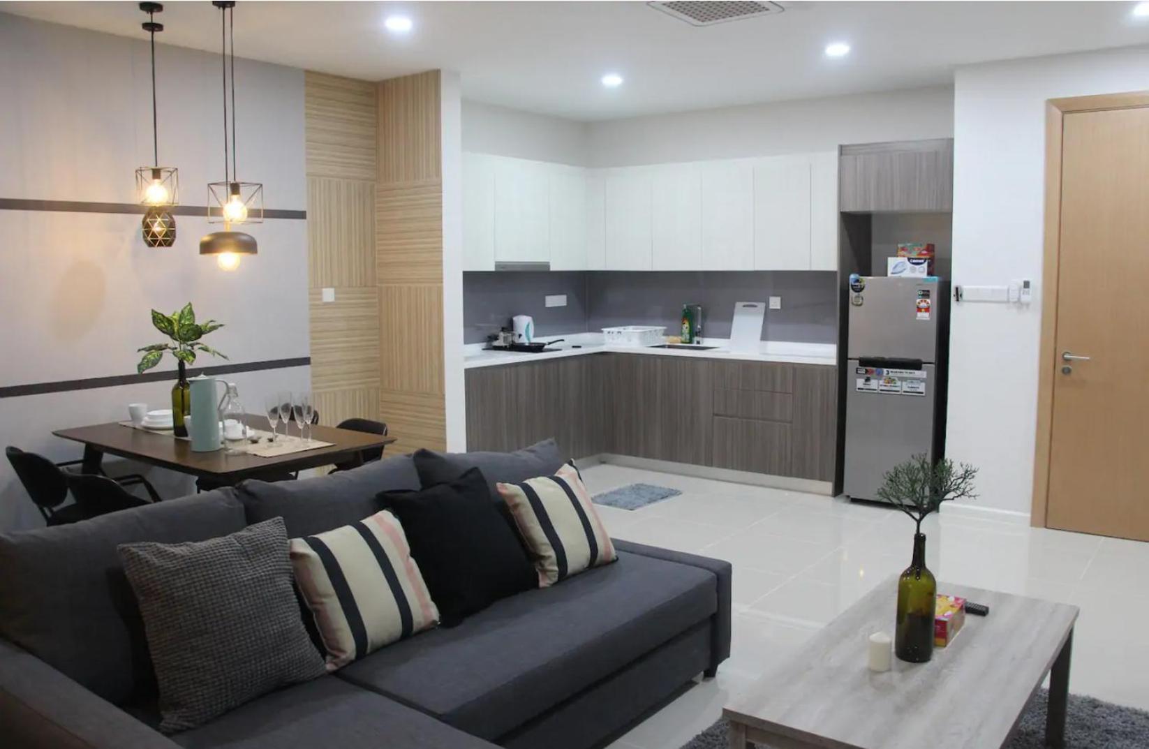 Suasana Suite by RR JBcity