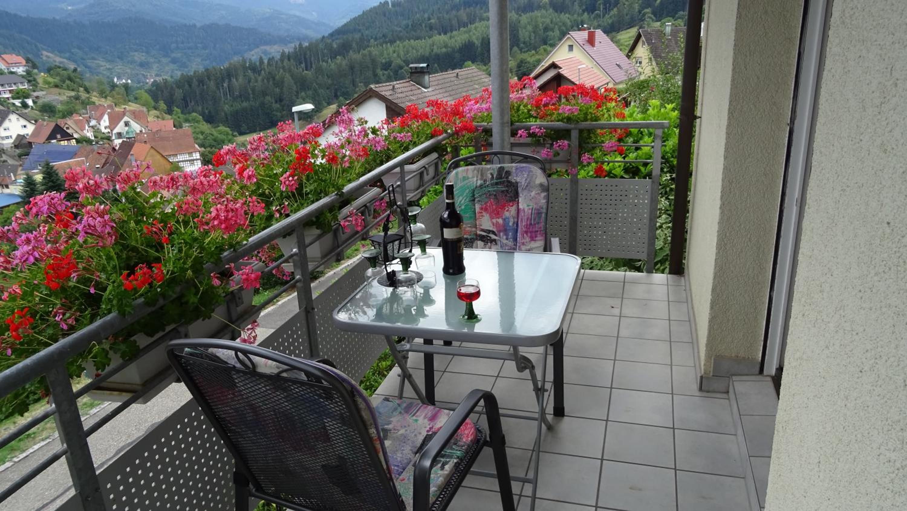 Am Keschtewaeldele **** view 3