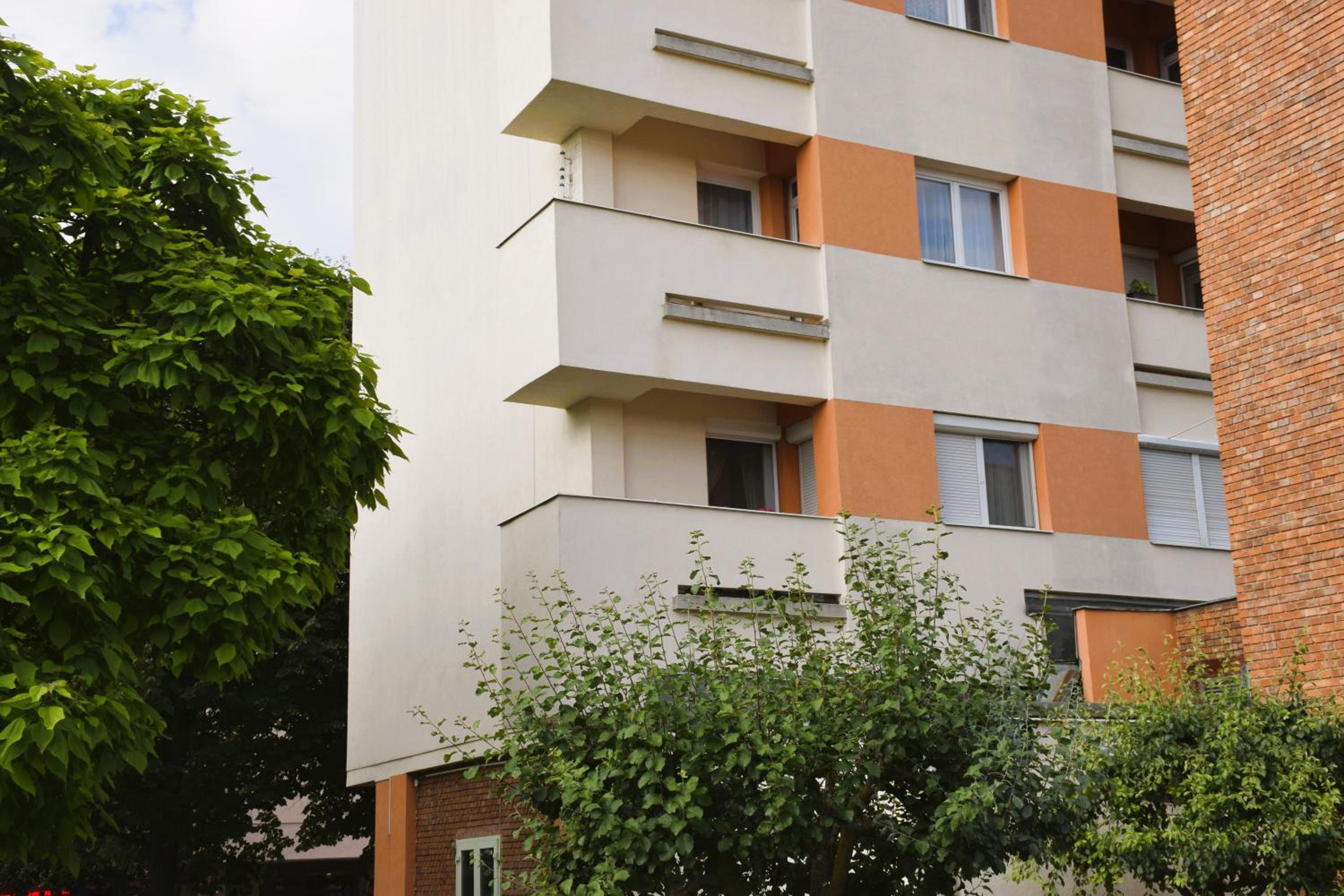 Shine Apartman