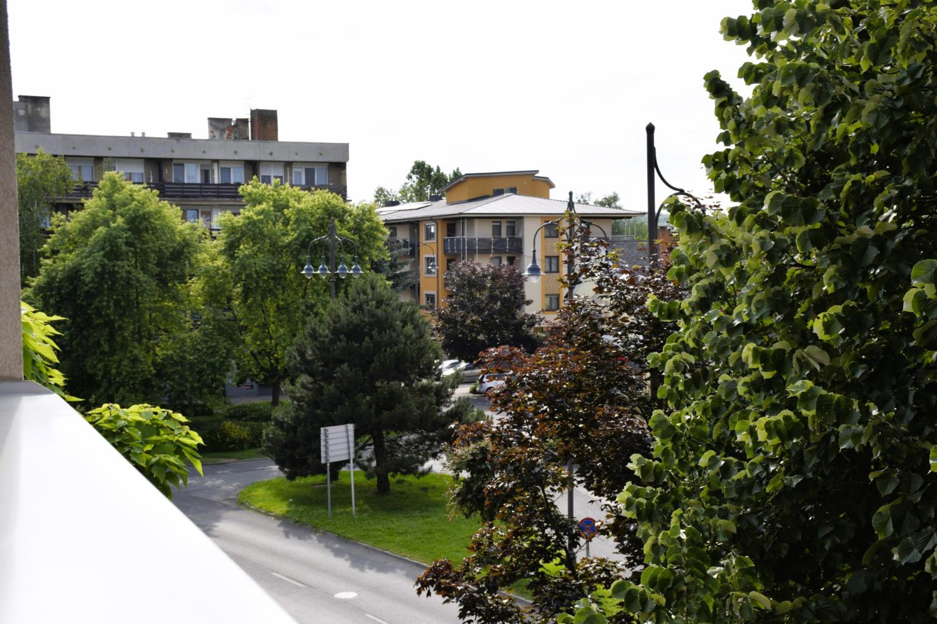 Shine Apartman