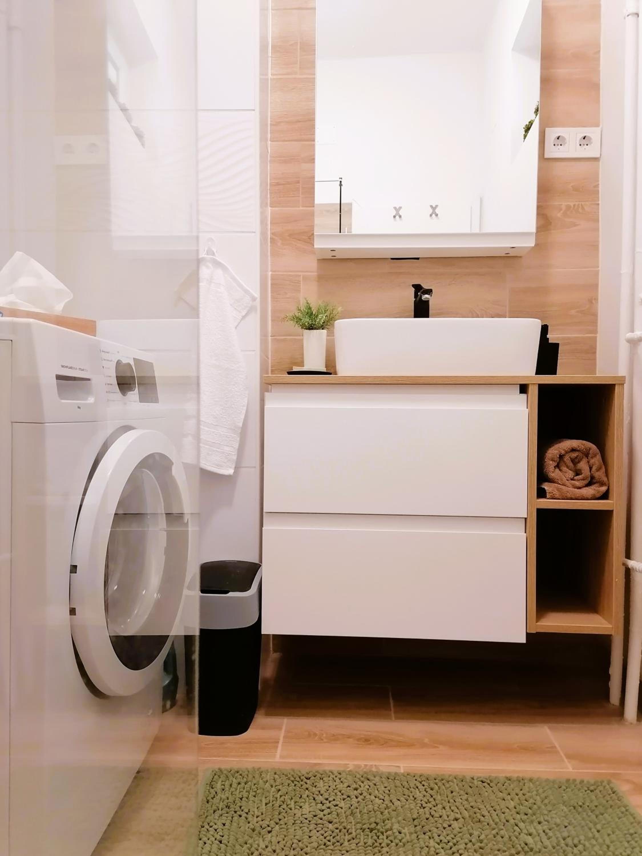 Shine Apartman