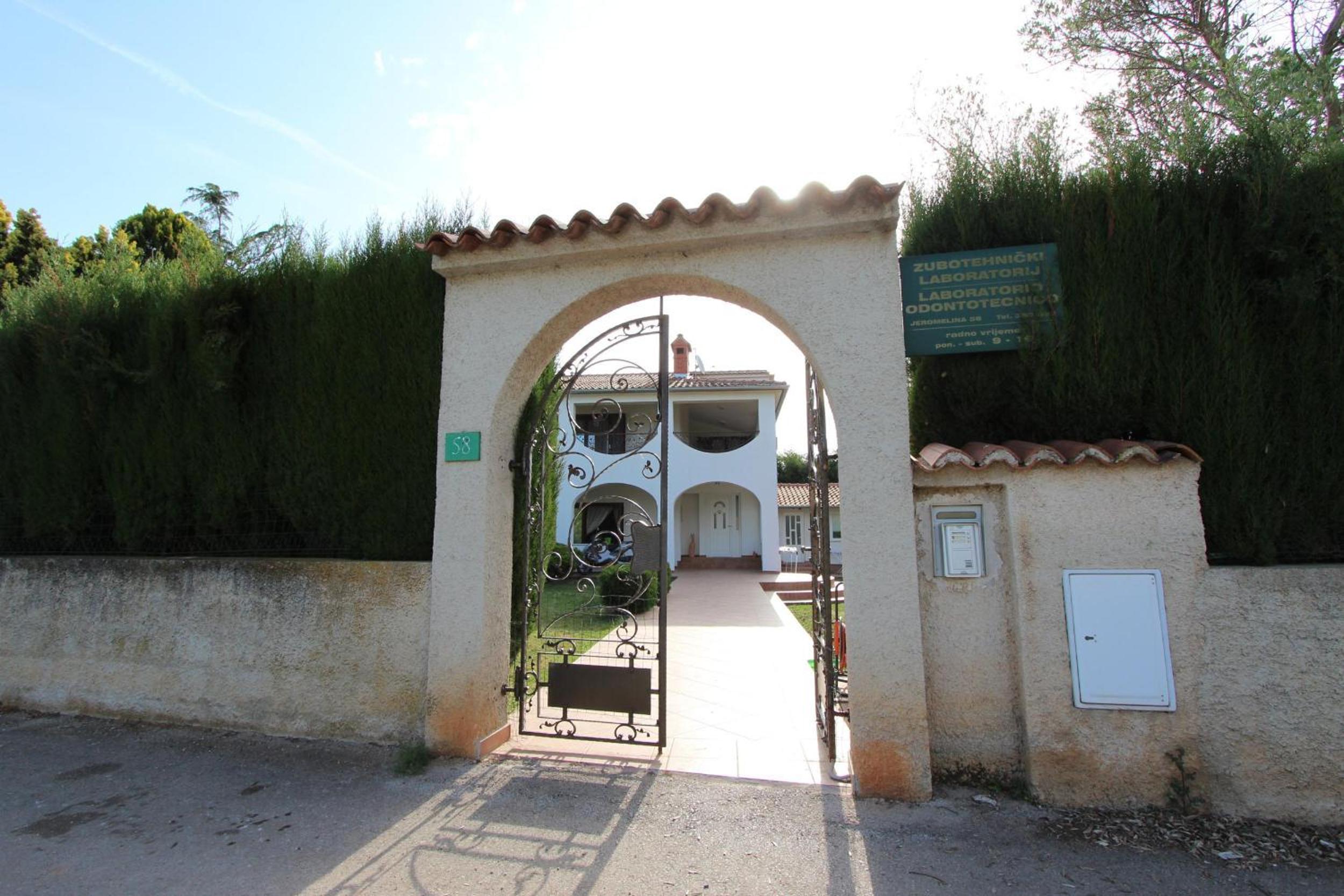 Apartment Villa Nera view 4