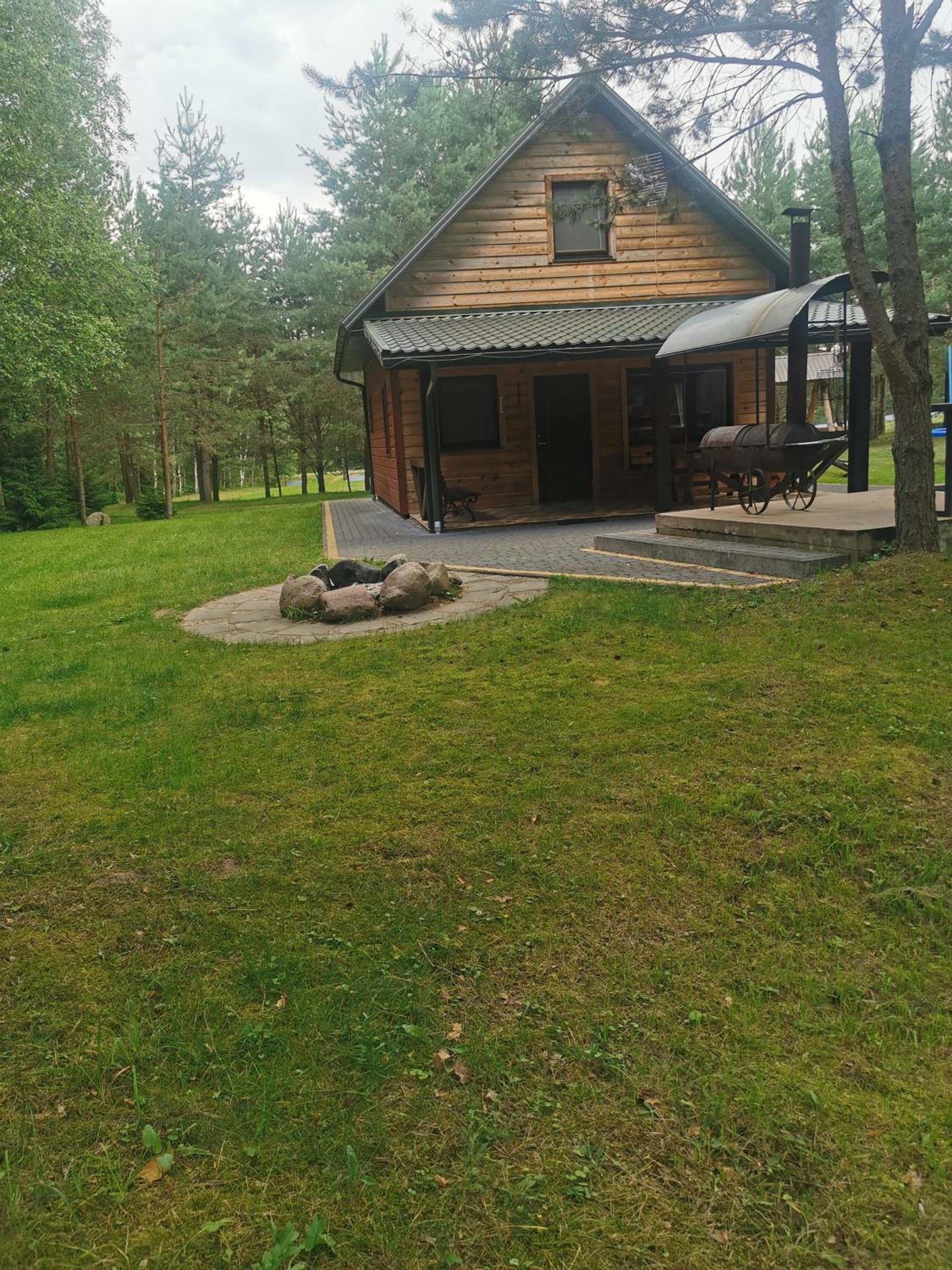 Namelis su pirtele view 3