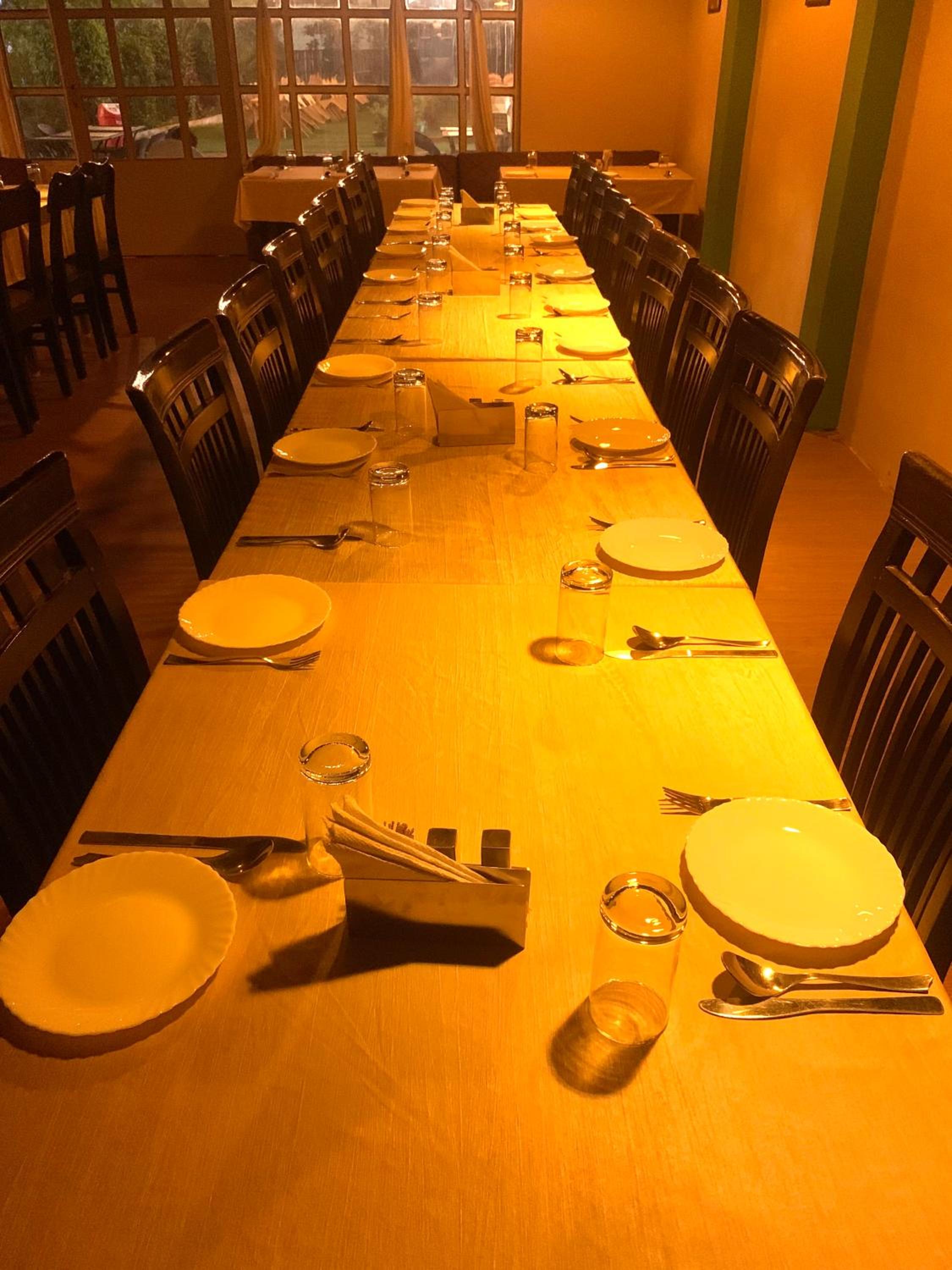 Agra Camps and Resort