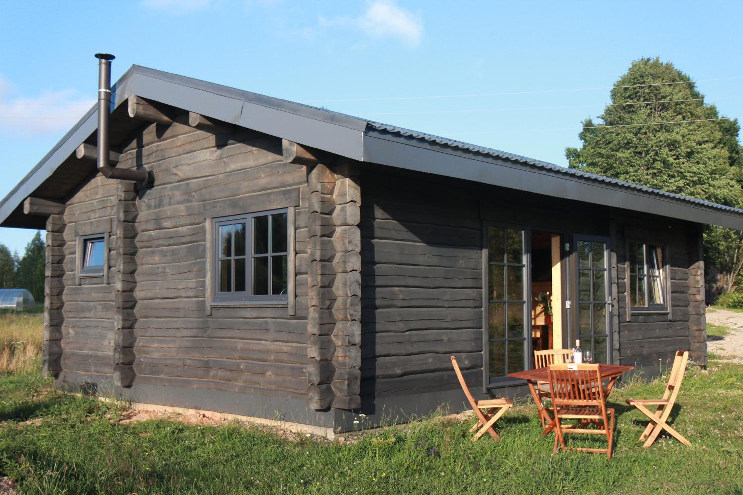 Dundaga Axe & Archery guesthouse
