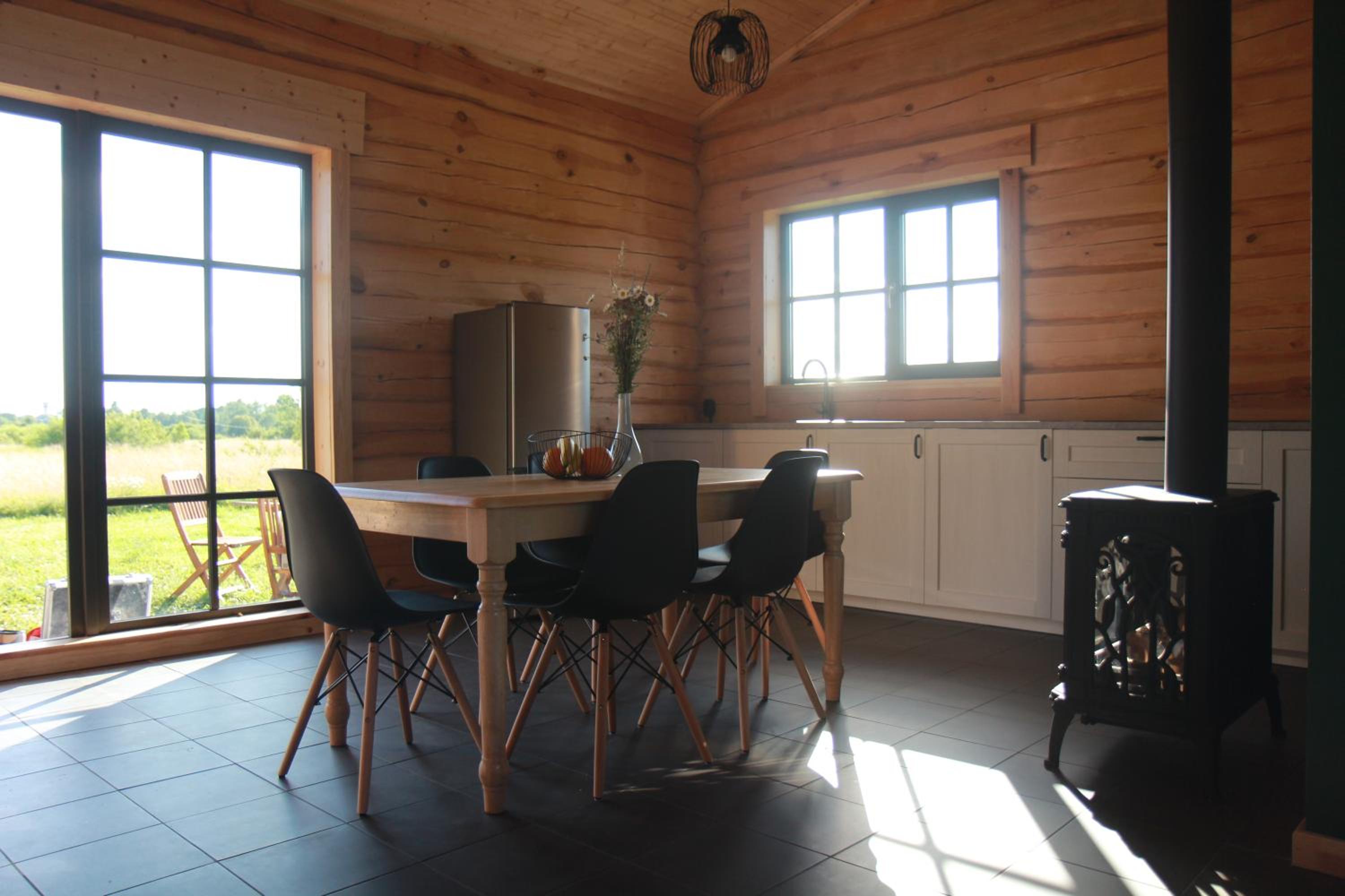 Dundaga Axe & Archery guesthouse