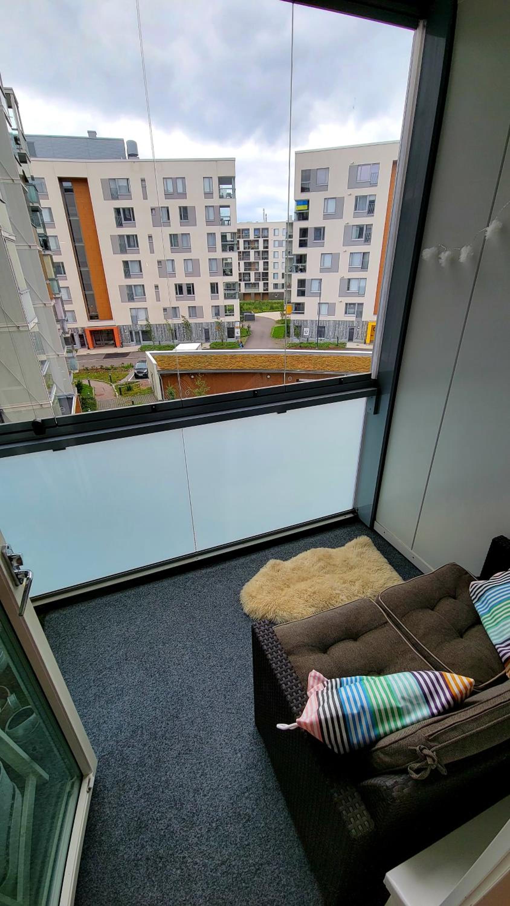 Cosy apartment with a relaxing sauna and a balcony view 4