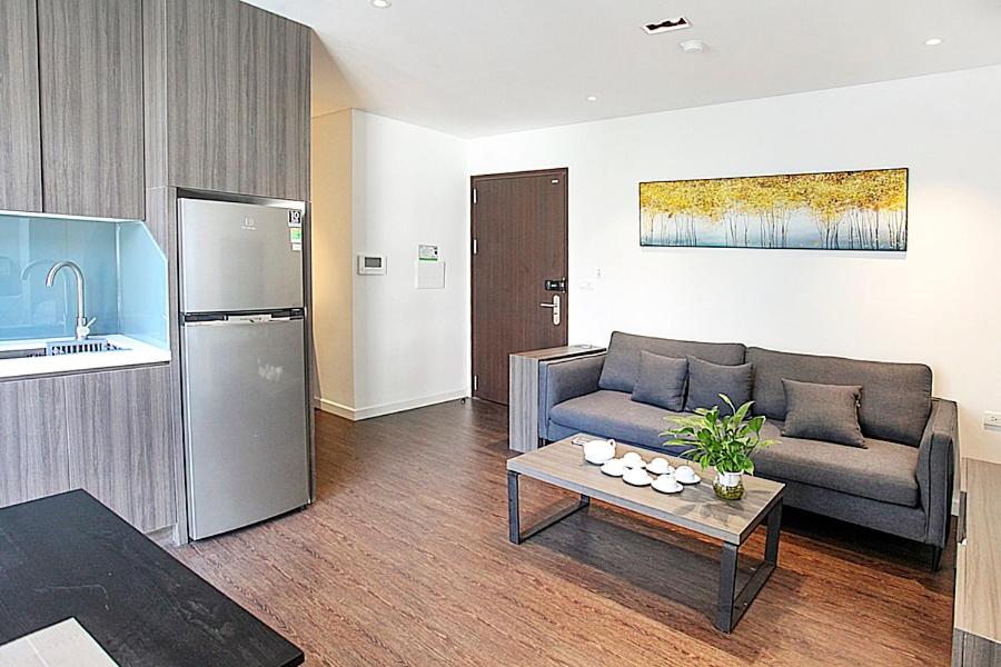 Hanoi Home 3 - Luxury Apartment in Tay Ho street
