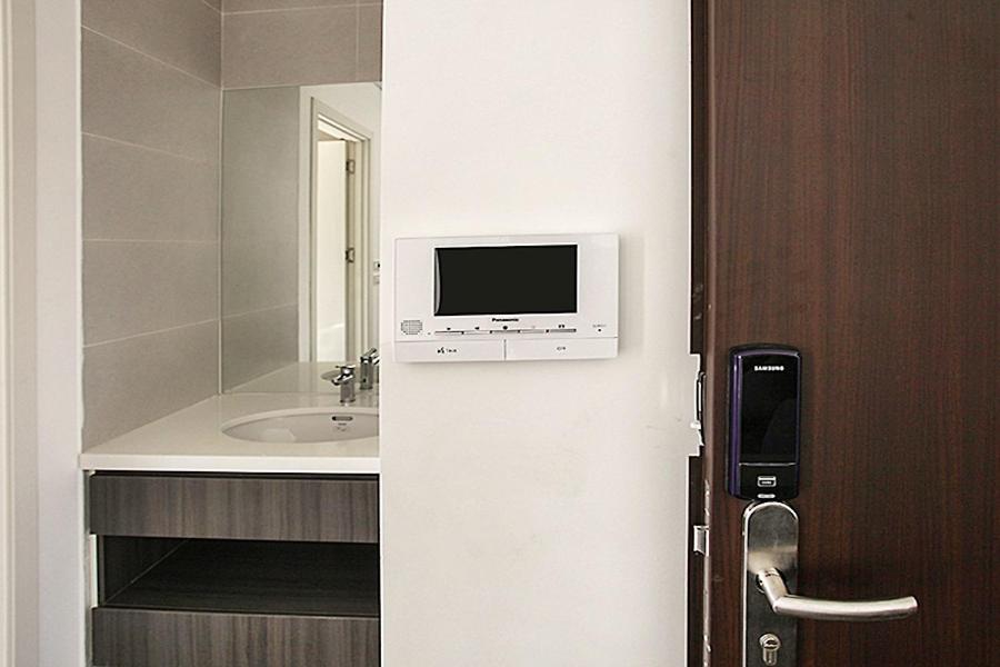 Hanoi Home 3 - Luxury Apartment in Tay Ho street