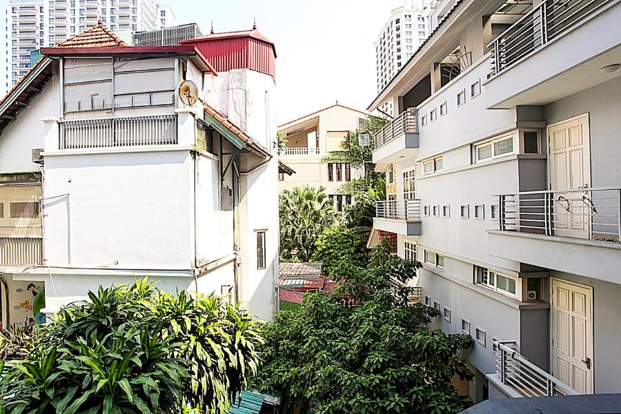 Hanoi Home 3 - Luxury Apartment in Tay Ho street