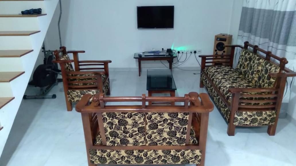 Cinnamon nature villa