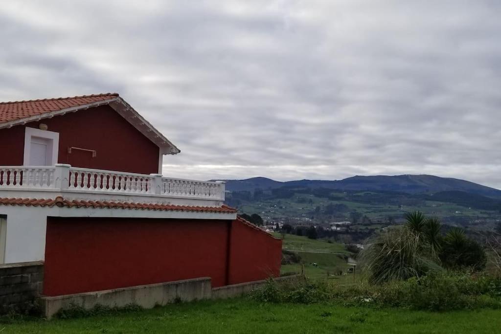 Casa La Ranera de Santillana
