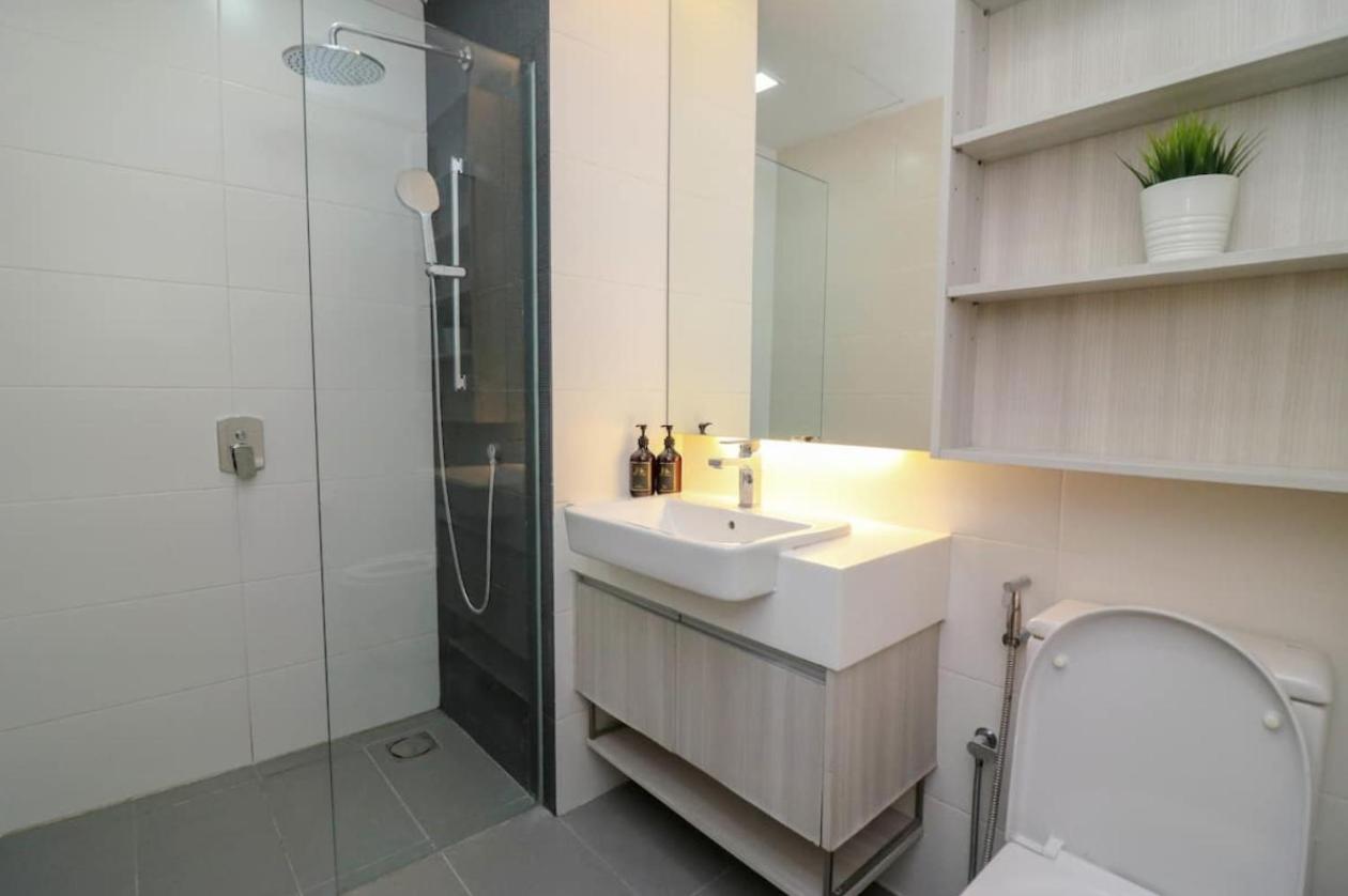 Suasana Suite by RR JBcity