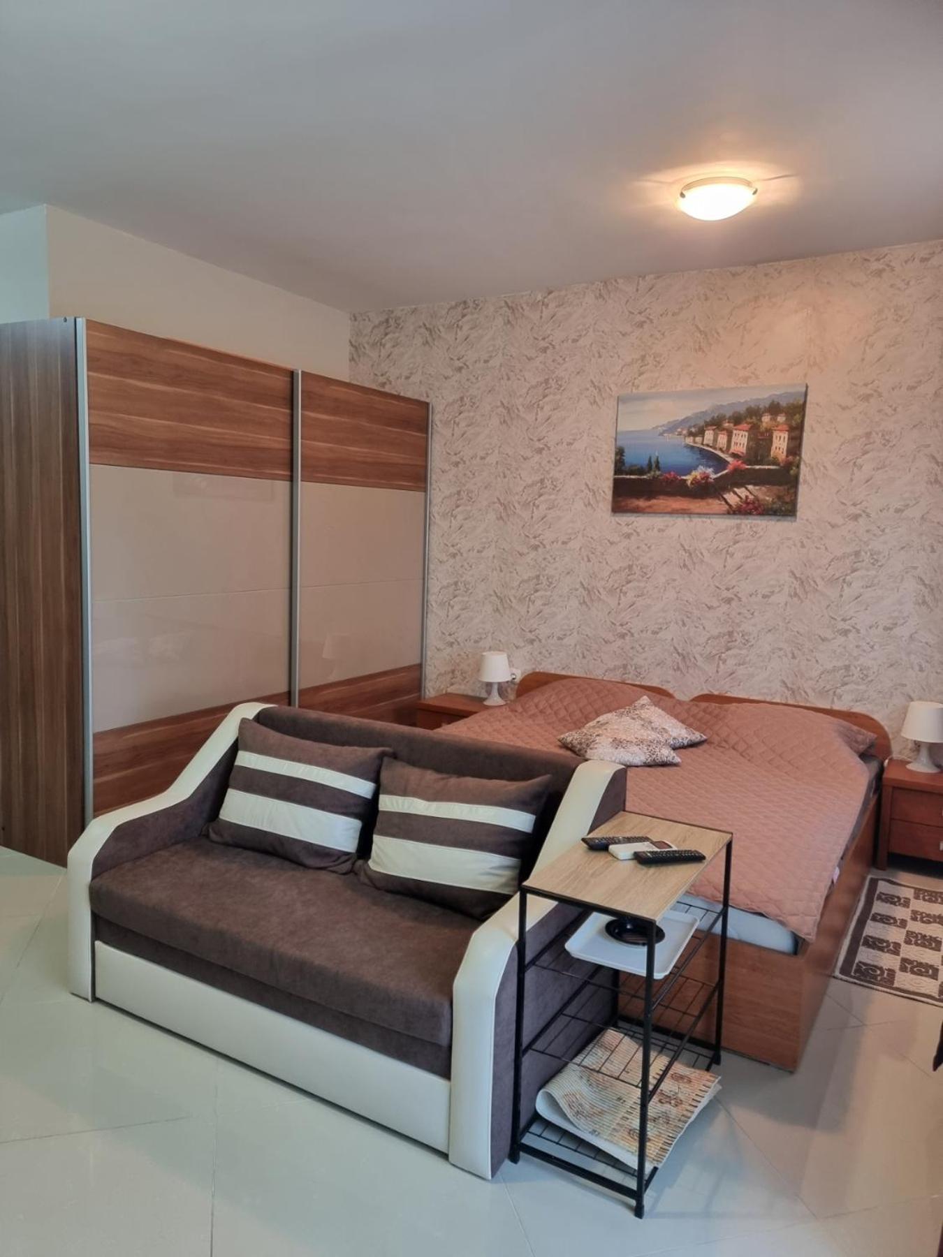 Domus Extra Apartment