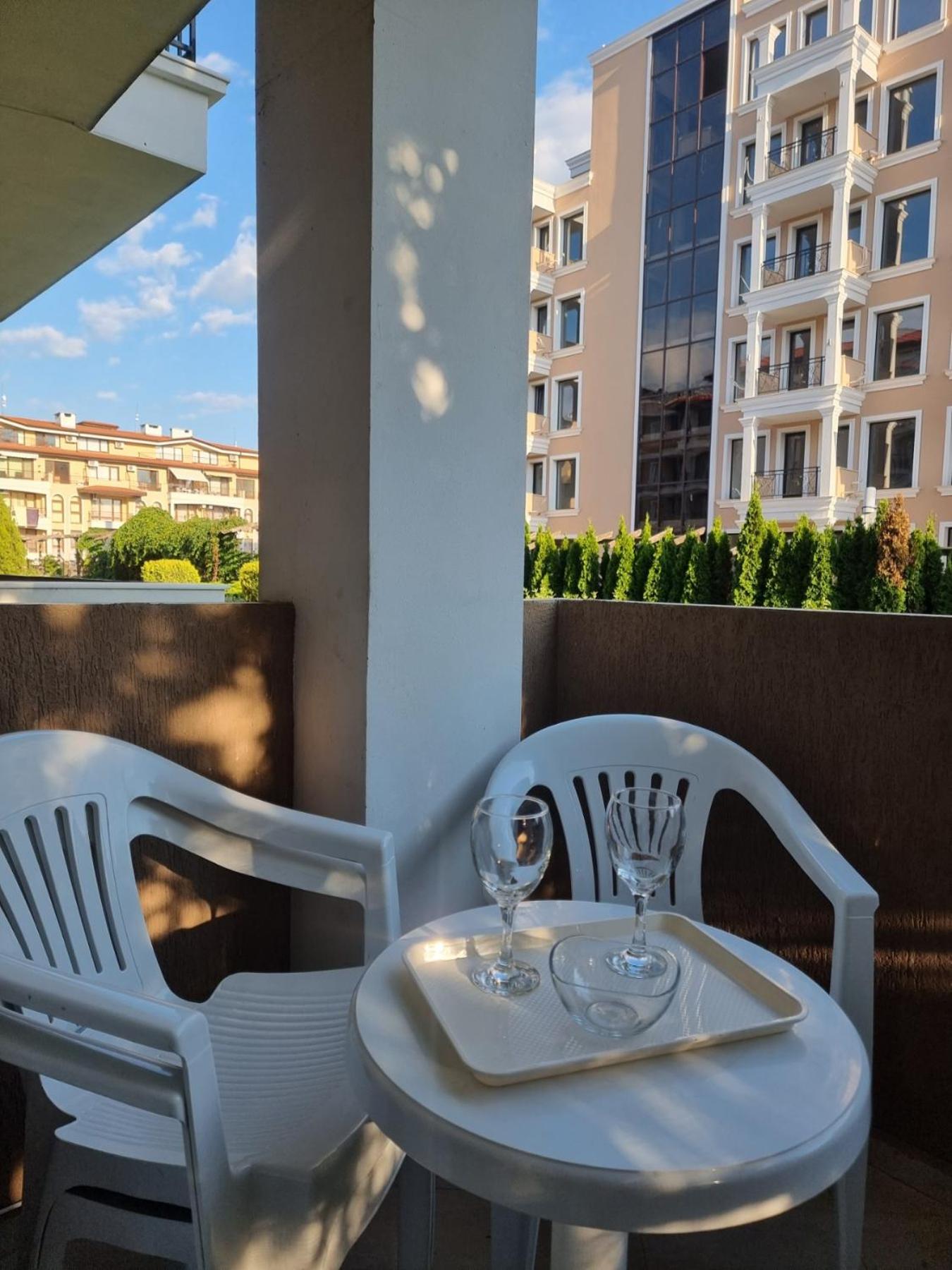 Domus Extra Apartment