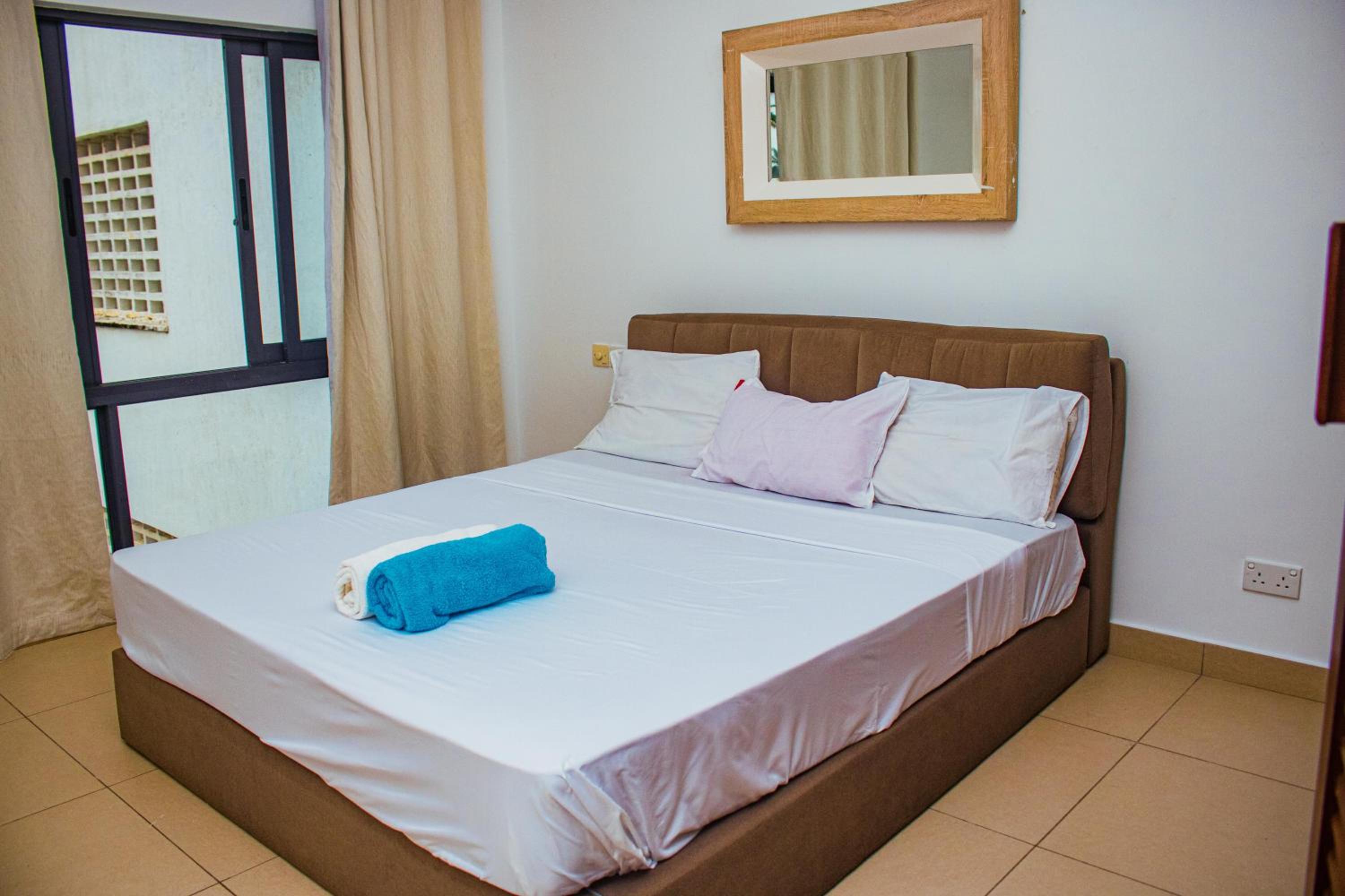 Beautiful Beachfront 3 bedroom Apartment view 5