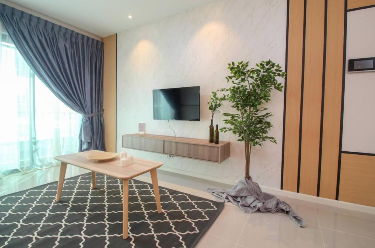 Suasana Suite by RR JBcity