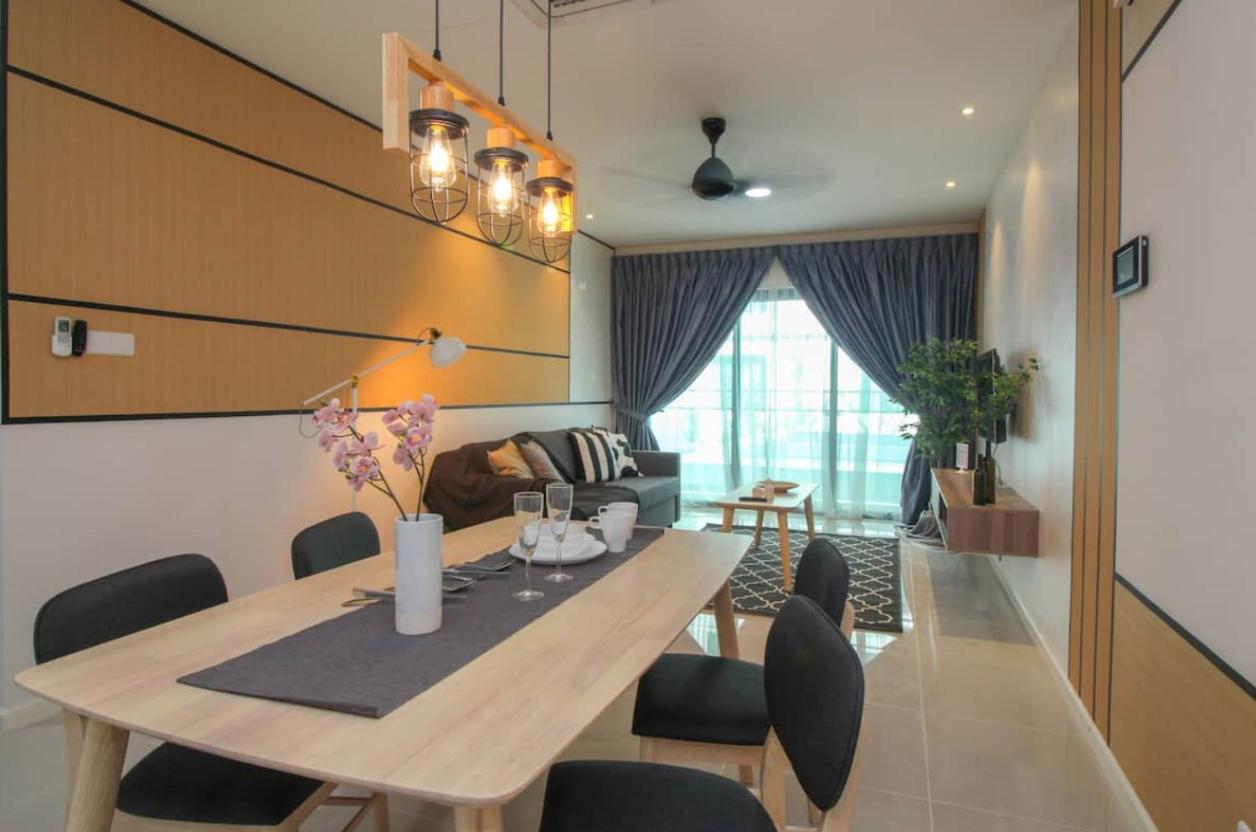 Suasana Suite by RR JBcity