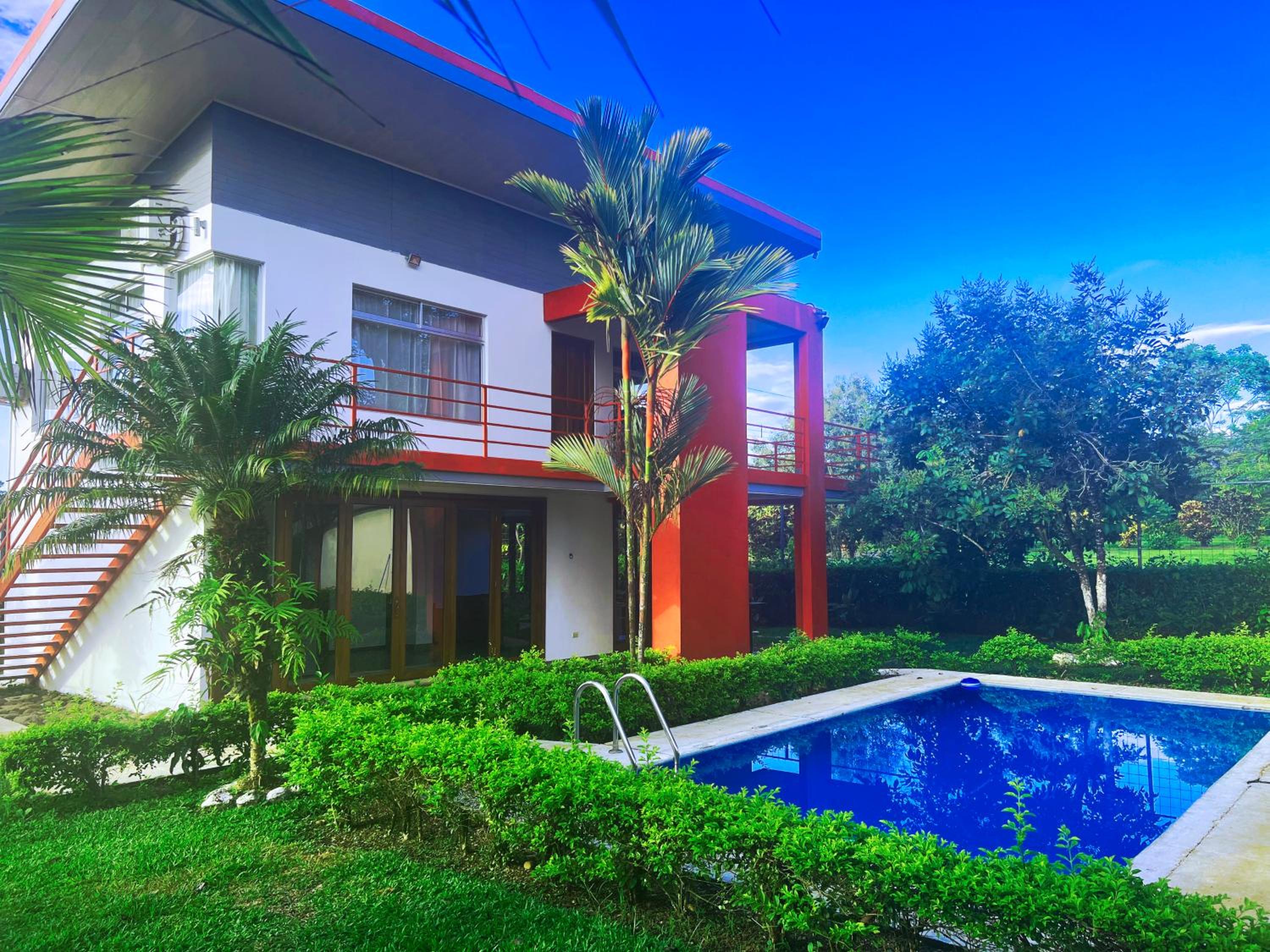 La Casa Pina Pacifica near La Fortuna