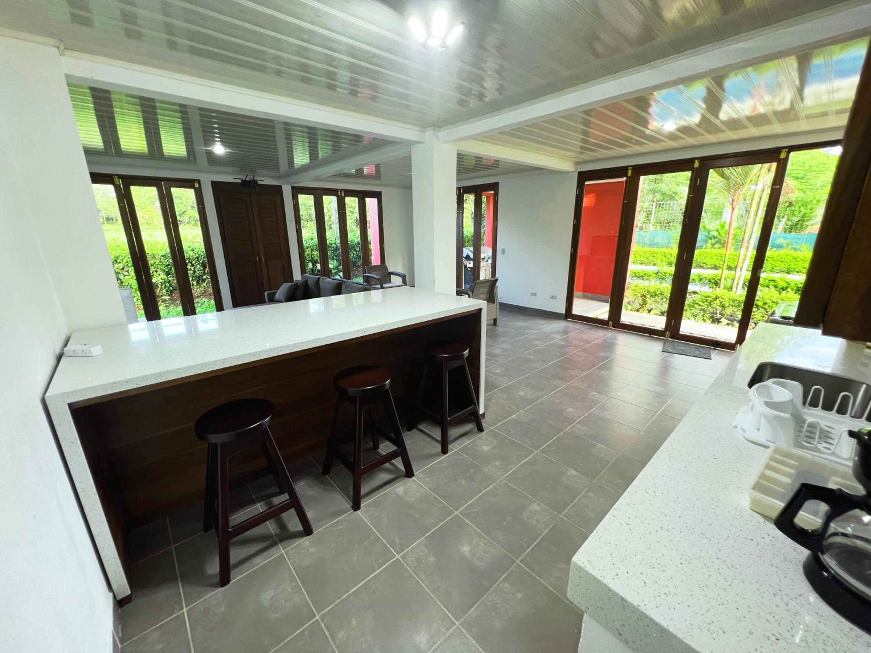 La Casa Pina Pacifica near La Fortuna