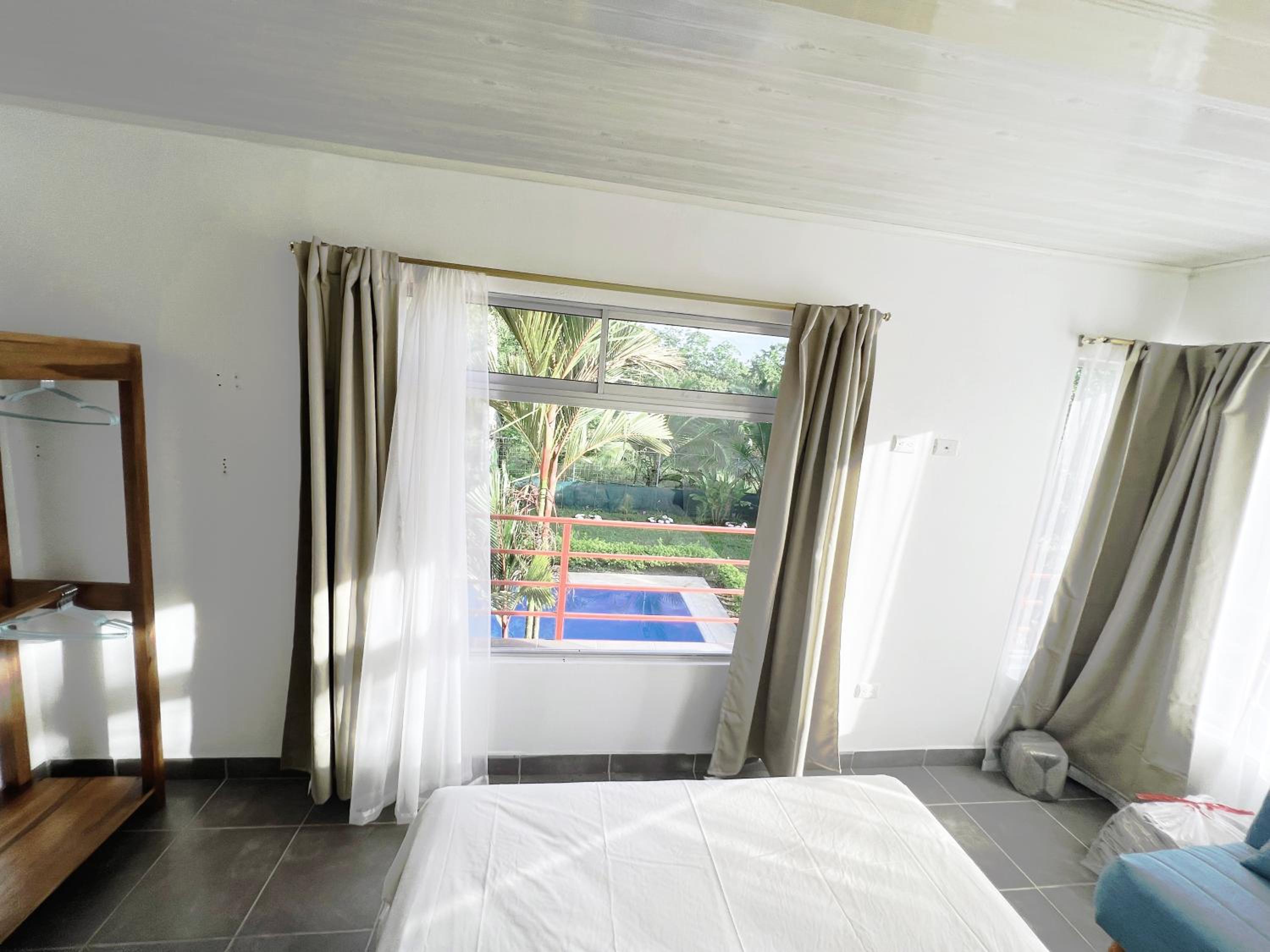 La Casa Pina Pacifica near La Fortuna