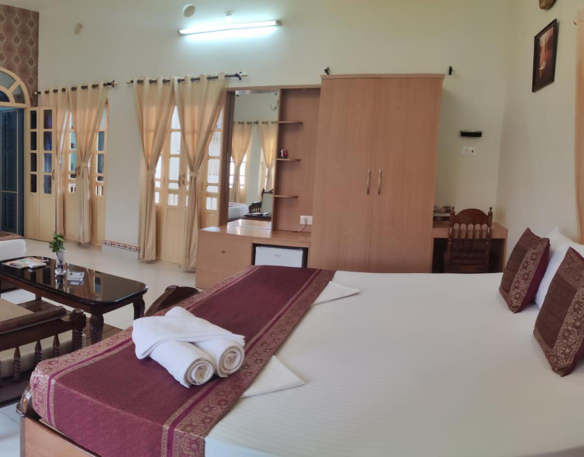 Shiva Ganges View Guest House view 5