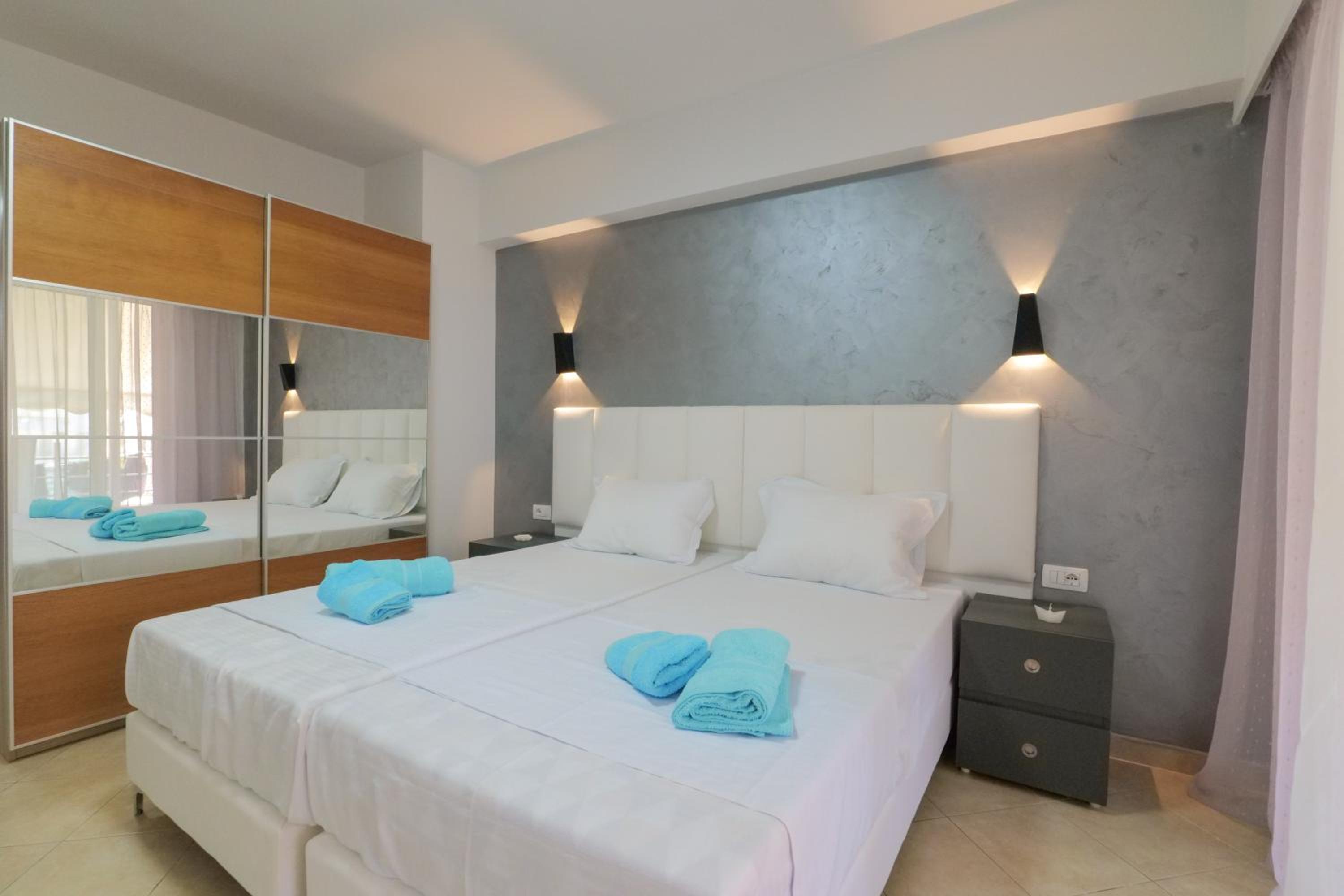 ILYRIA Apartment