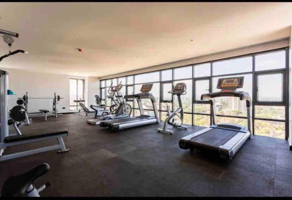 Escada Luxury 2-bed Apt with Swimming Pool & Gymn Westlands Nairobi Kenya view 4